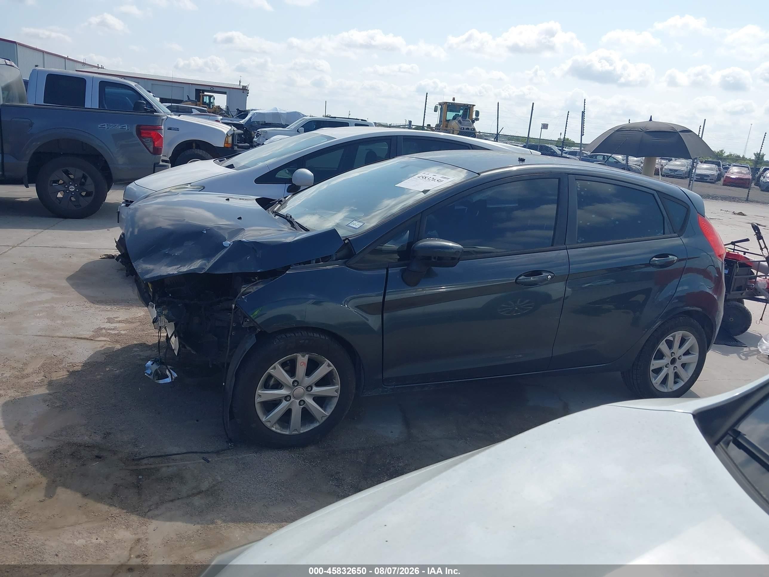 2011 Ford Fiesta Se Blue vin: 3FADP4EJ1BM145205