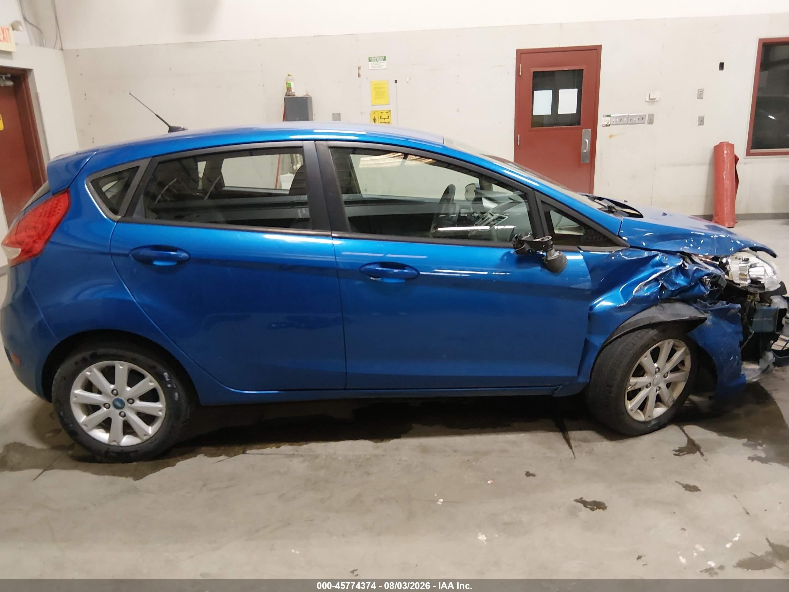2011 Ford Fiesta Se Blue vin: 3FADP4EJ1BM161839