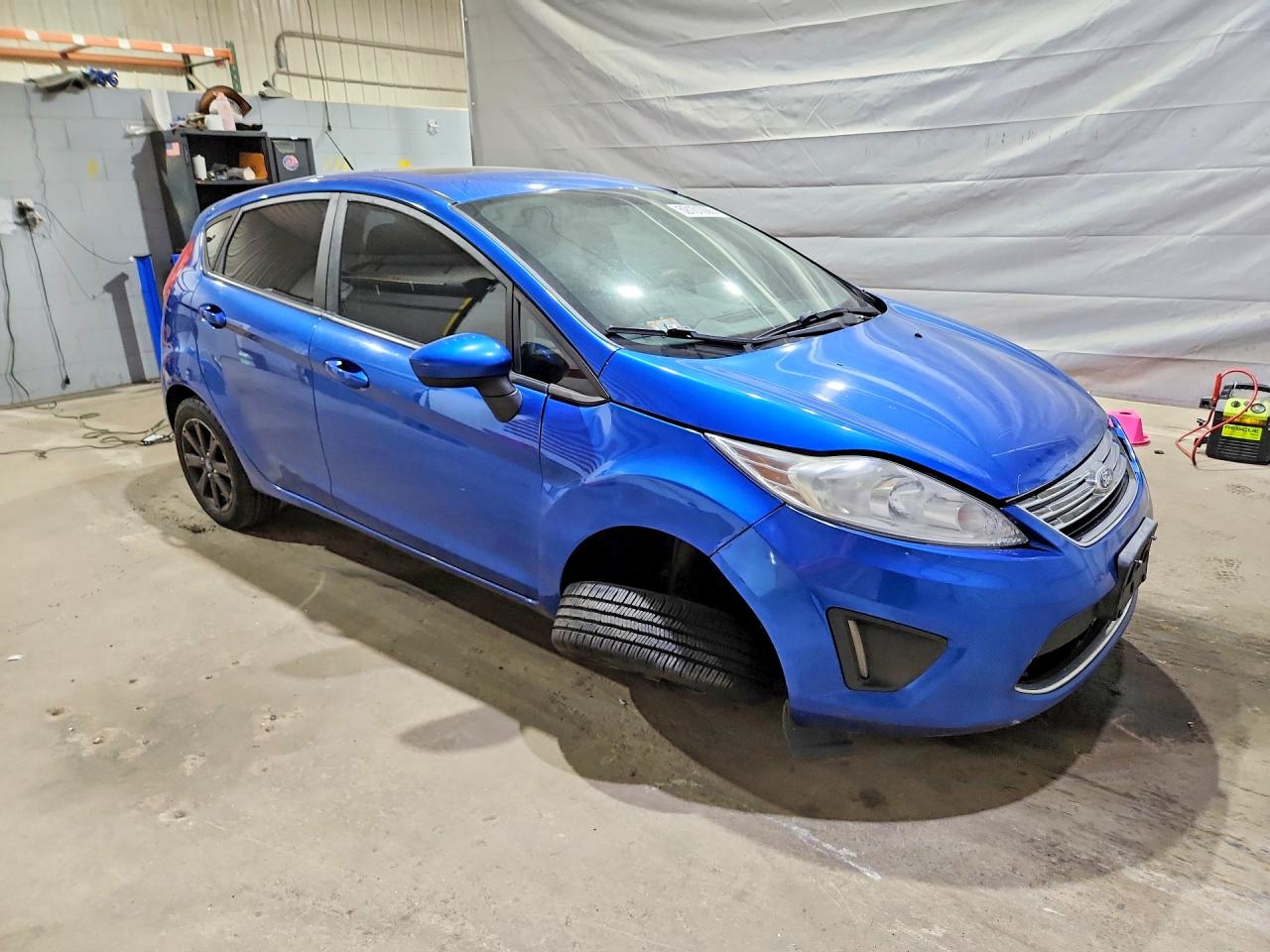 2011 Ford Fiesta Se Blue vin: 3FADP4EJ1BM173392