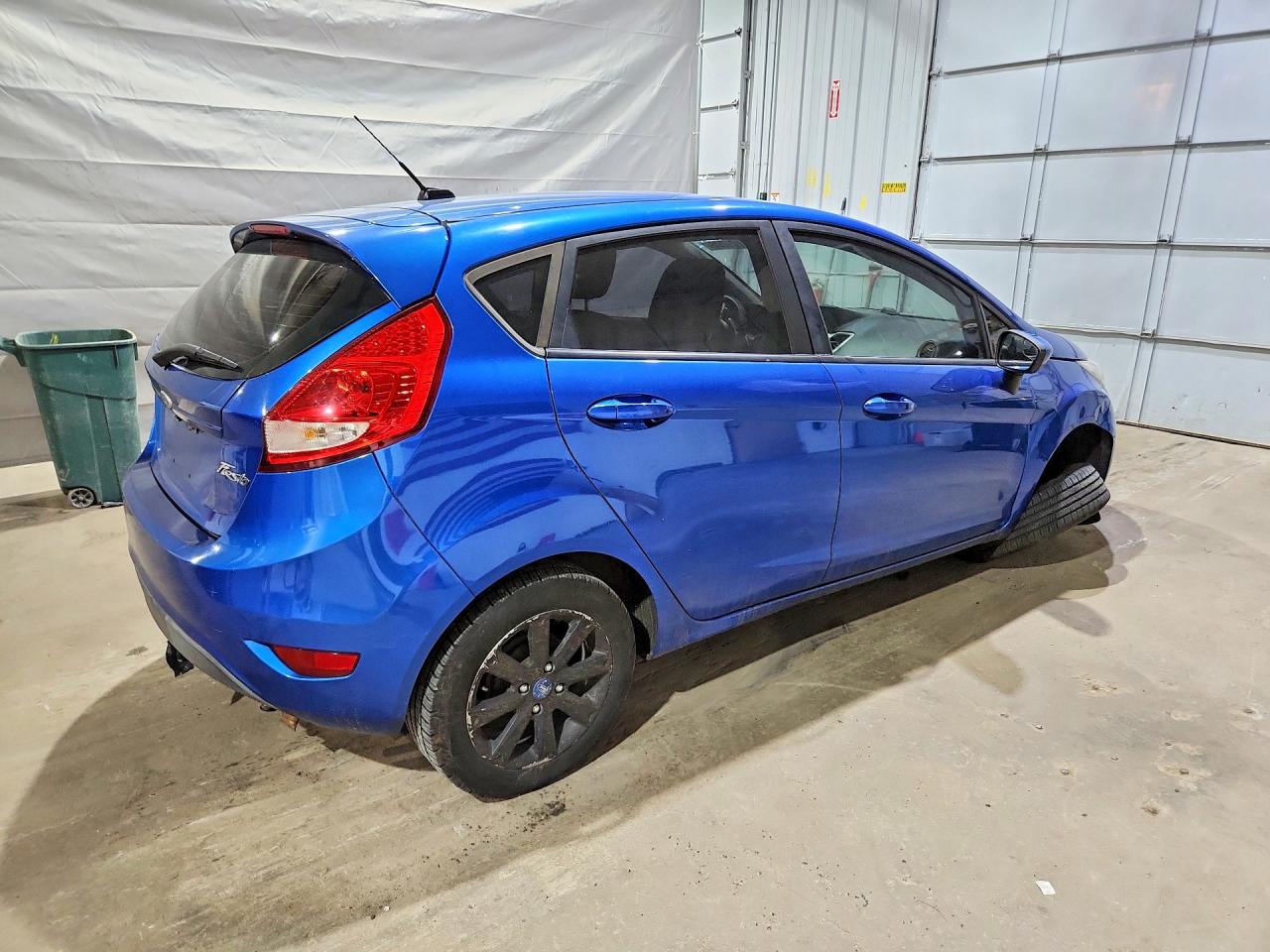 2011 Ford Fiesta Se Blue vin: 3FADP4EJ1BM173392