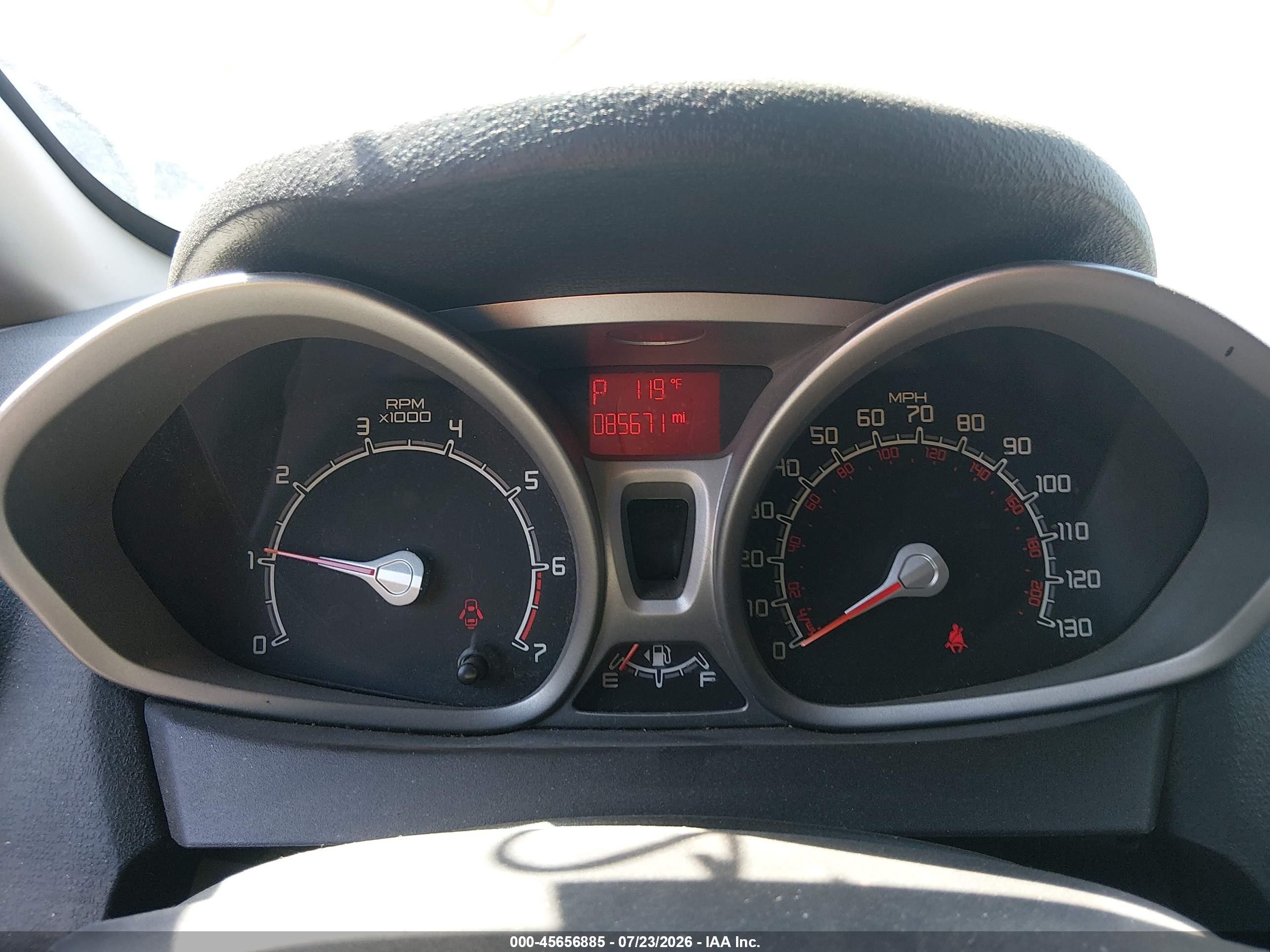 2011 Ford Fiesta Se Red vin: 3FADP4EJ1BM207721