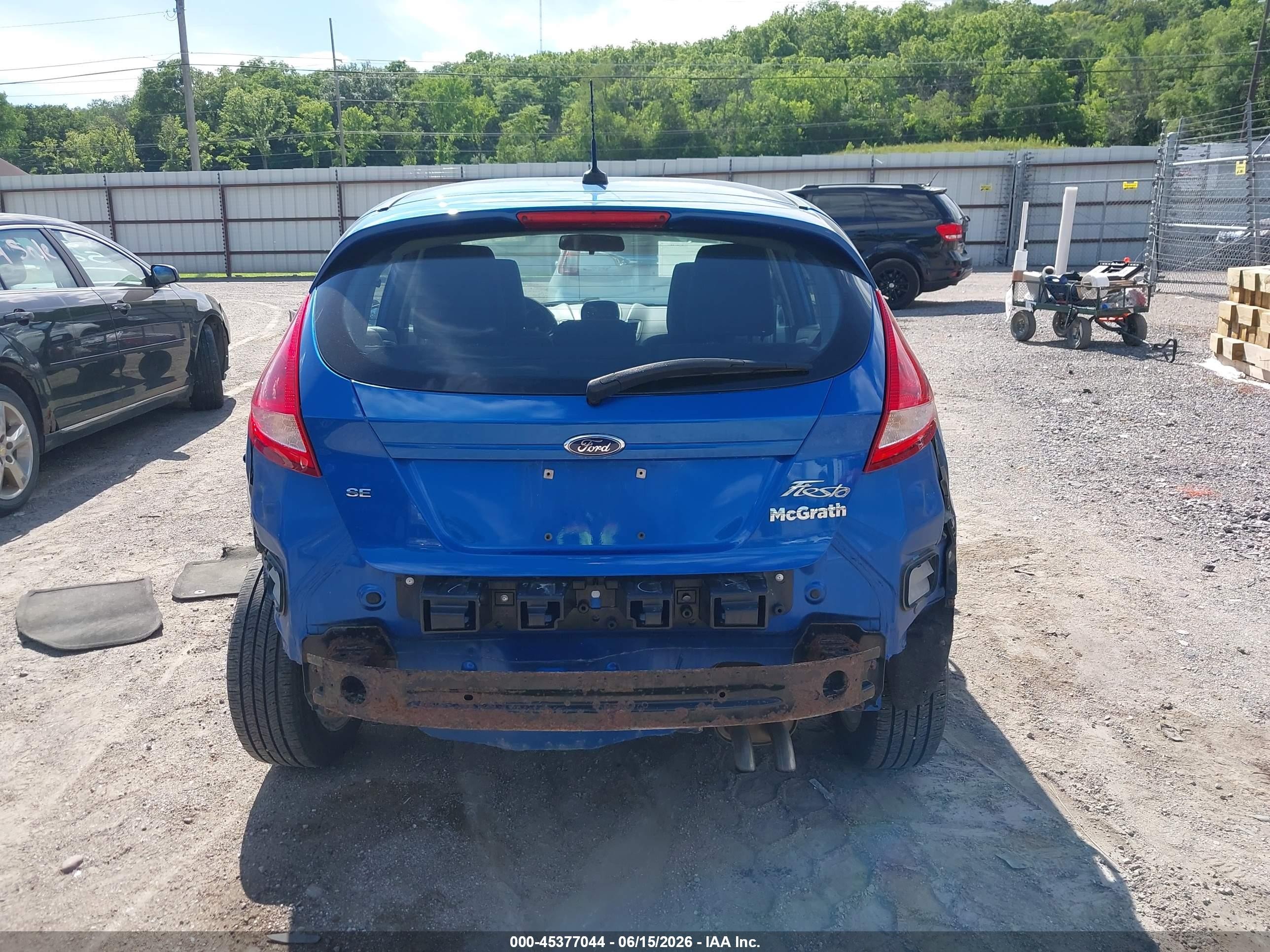 2011 Ford Fiesta Se Синий vin: 3FADP4EJ1BM232697