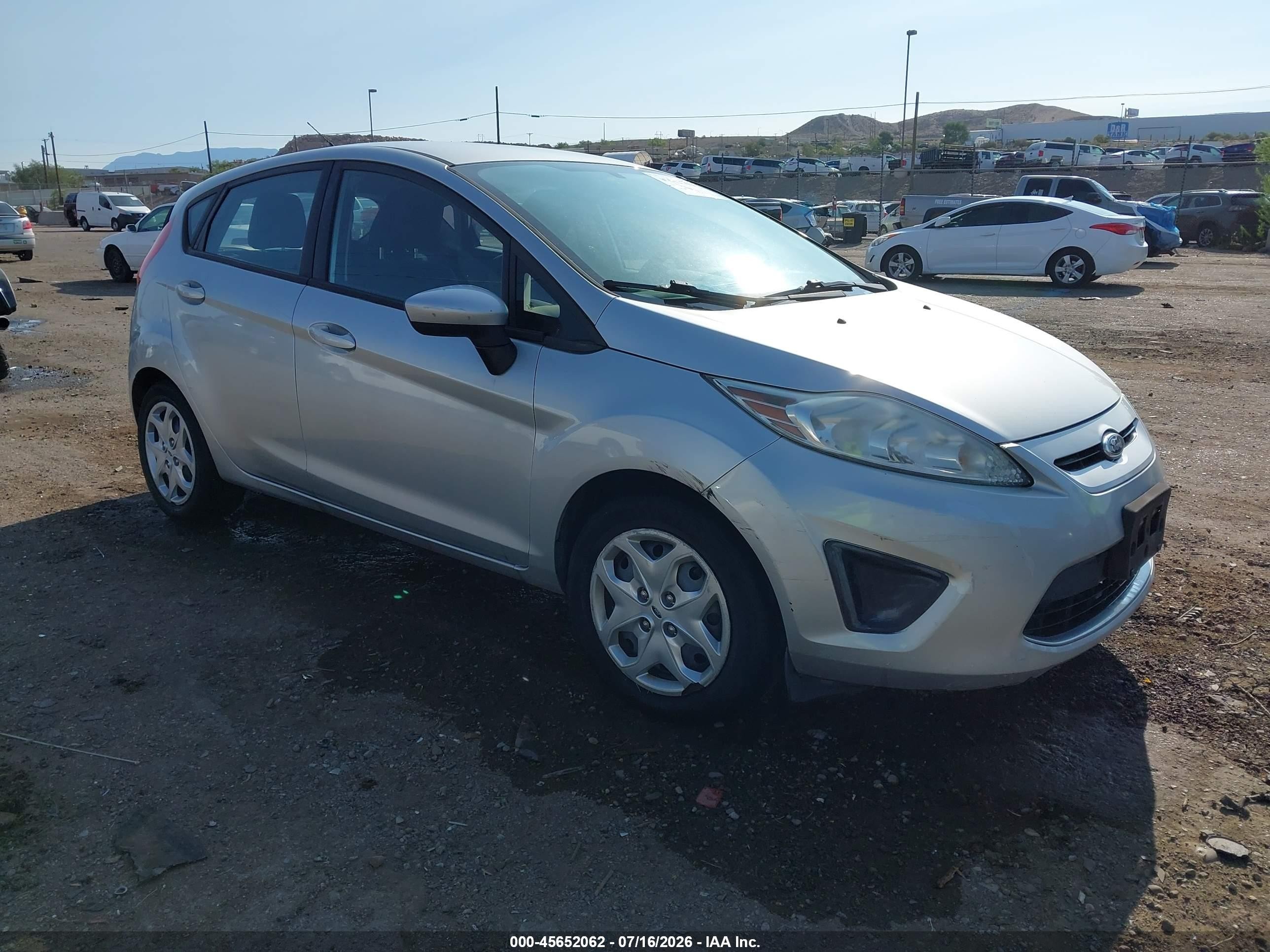 2011 Ford Fiesta Se Серебряный vin: 3FADP4EJ1BM234188