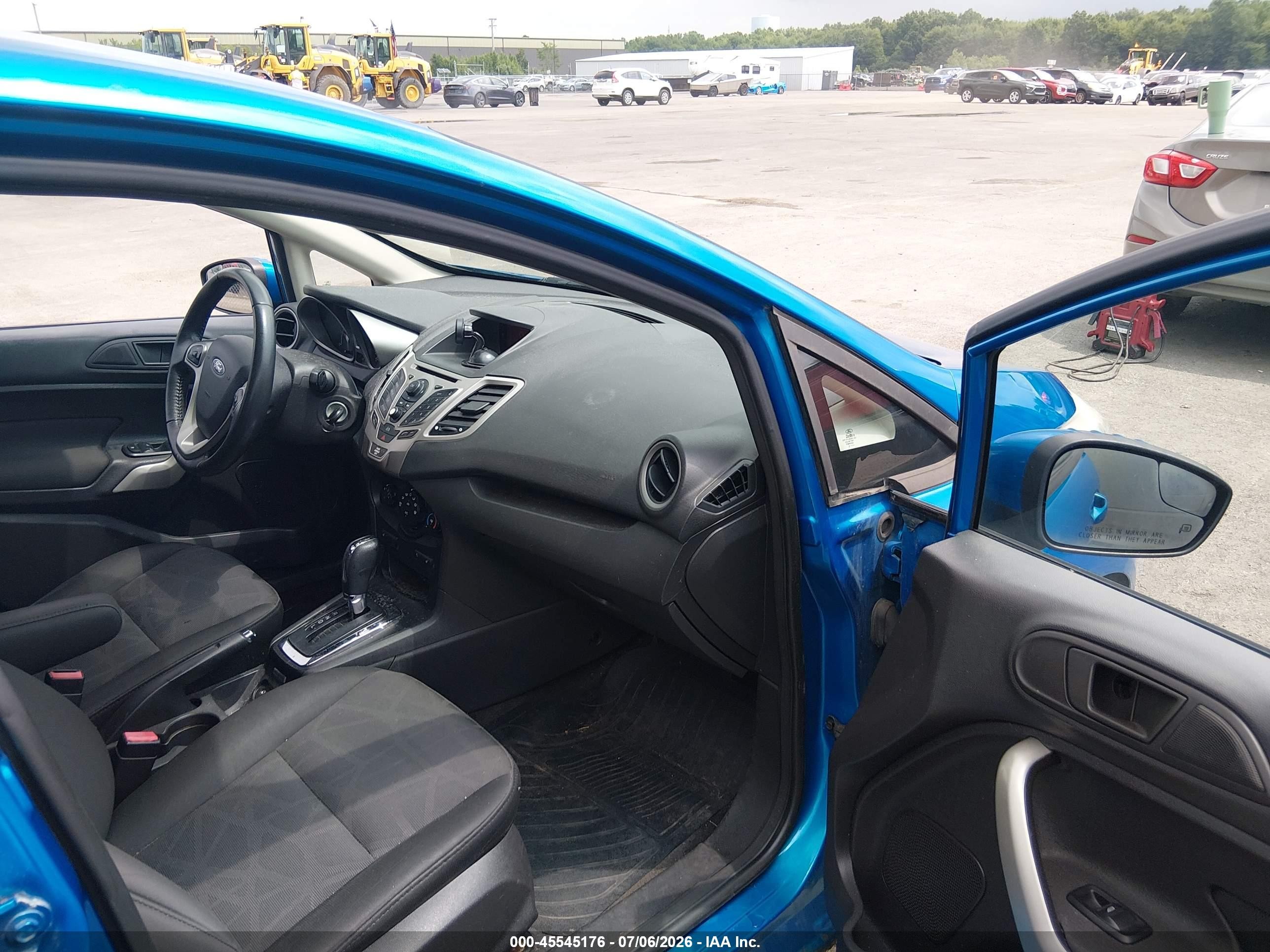 2013 Ford Fiesta Se Blue vin: 3FADP4EJ1DM131985