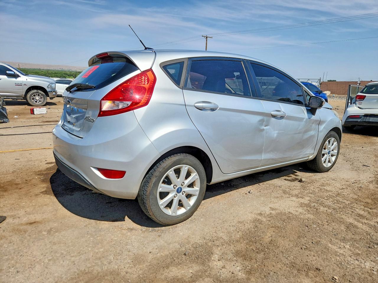 2013 Ford Fiesta Se Silver vin: 3FADP4EJ1DM132327