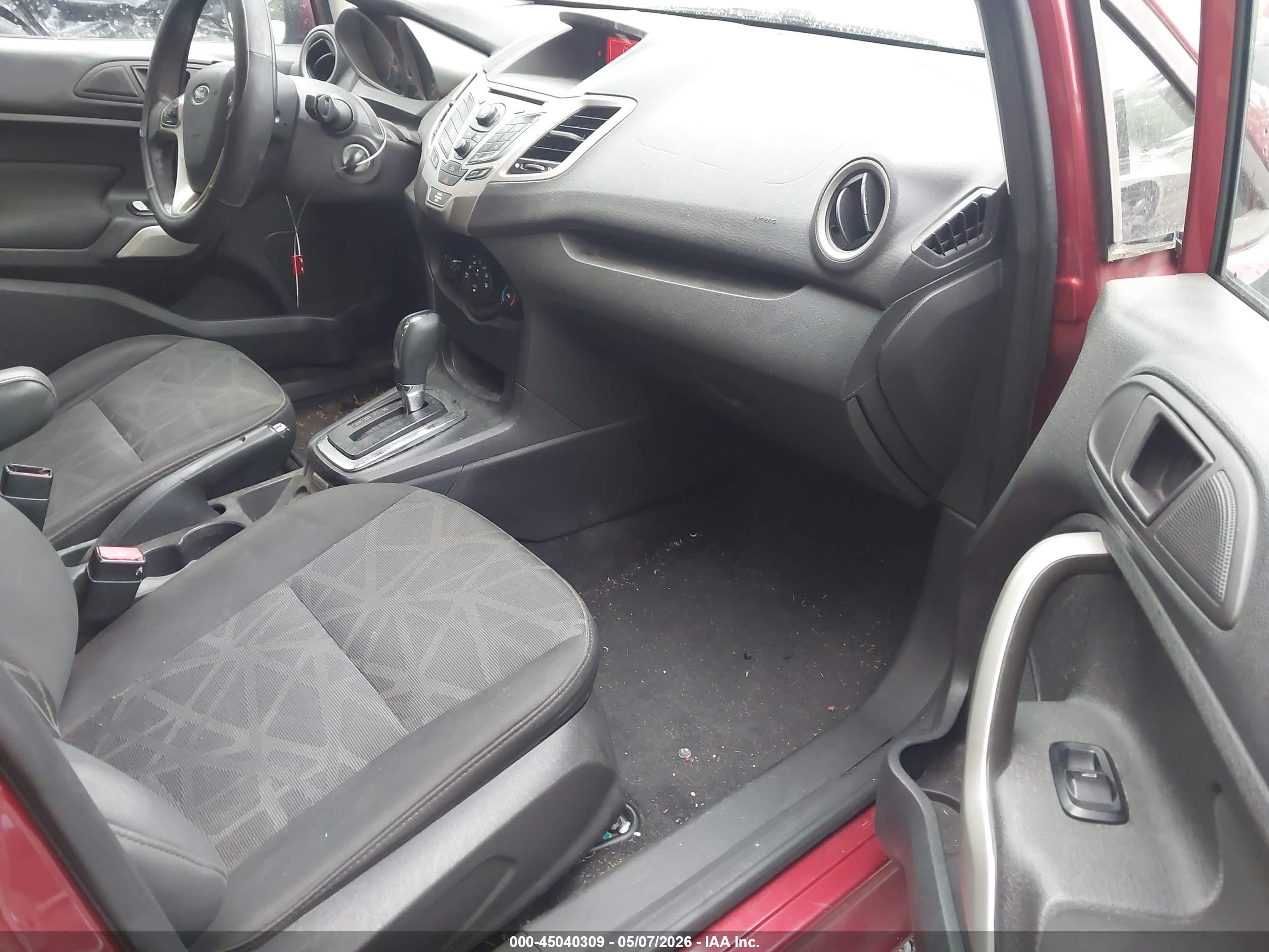 2013 Ford Fiesta Se Black vin: 3FADP4EJ1DM171693
