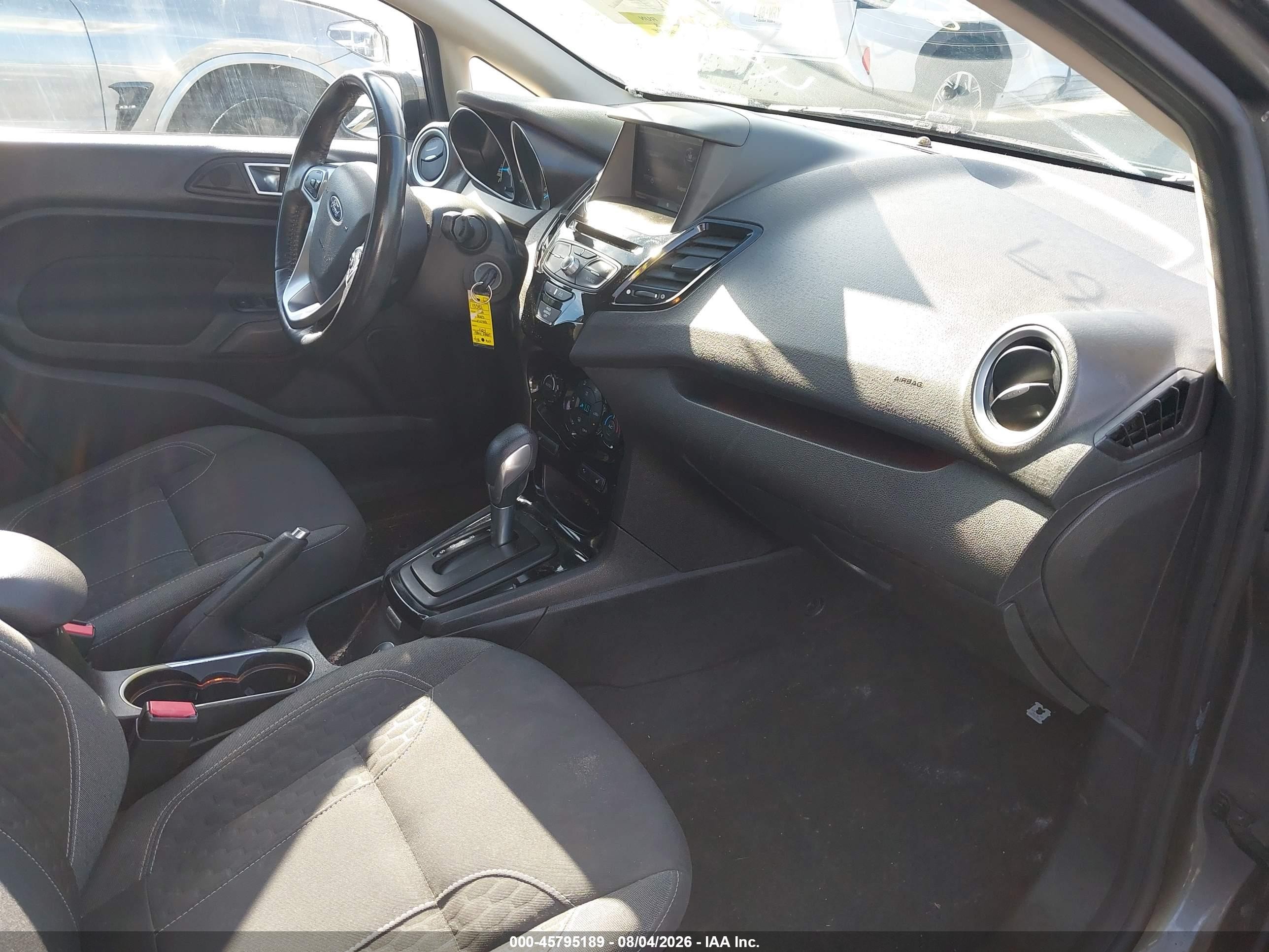 2014 Ford Fiesta Se Gray vin: 3FADP4EJ1EM122785