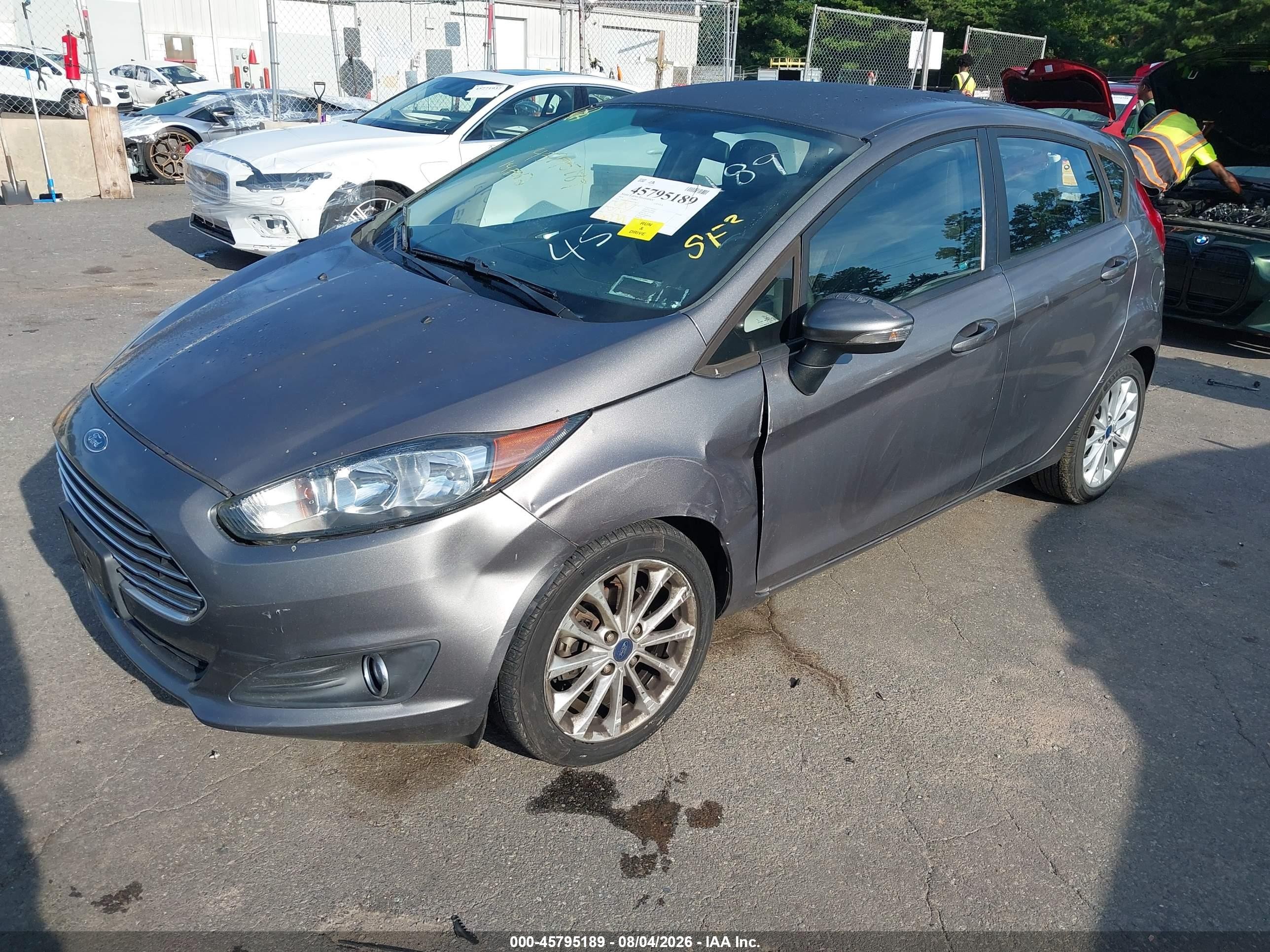 2014 Ford Fiesta Se Gray vin: 3FADP4EJ1EM122785
