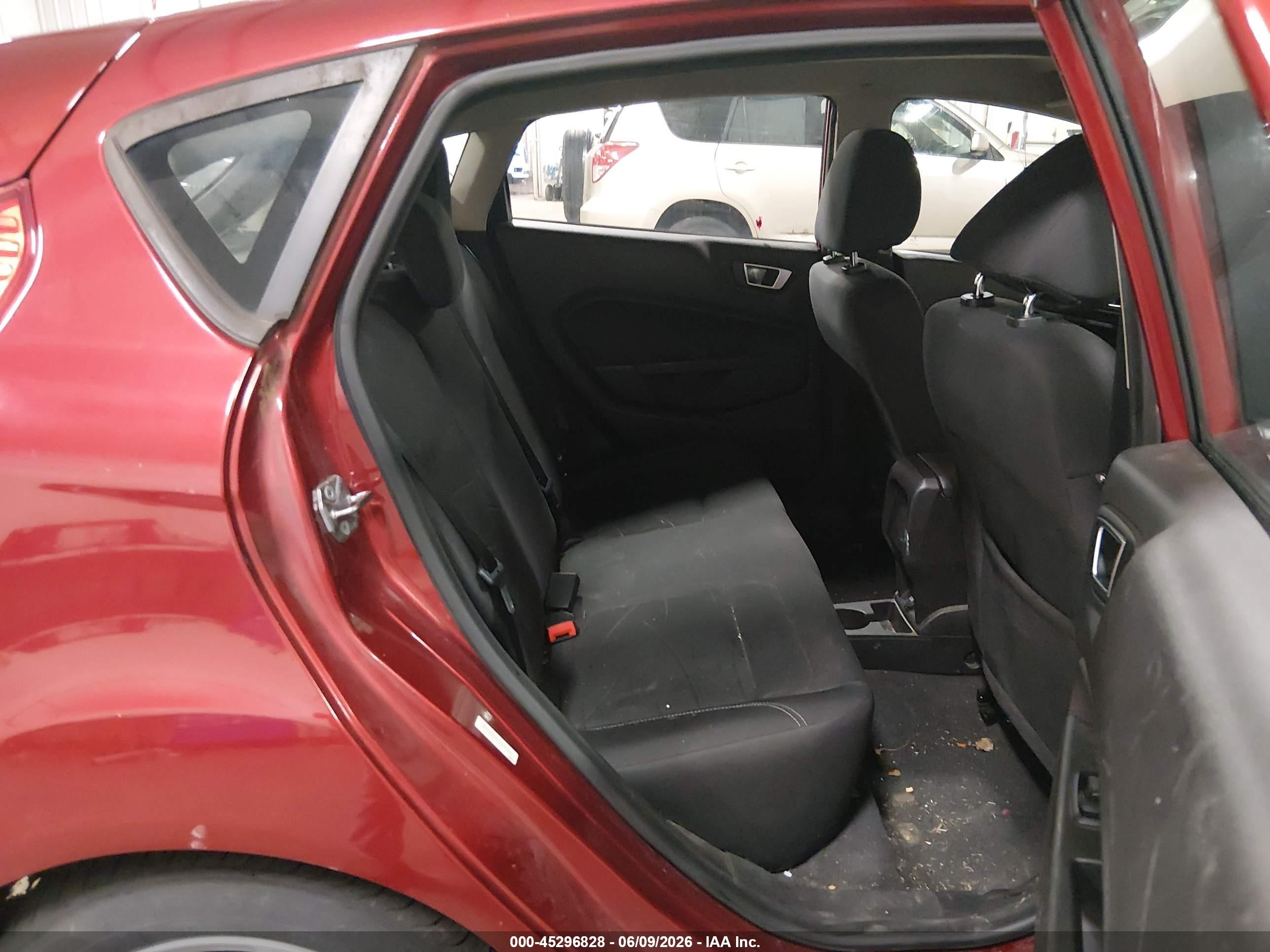 2015 Ford Fiesta Se Red vin: 3FADP4EJ1FM148546