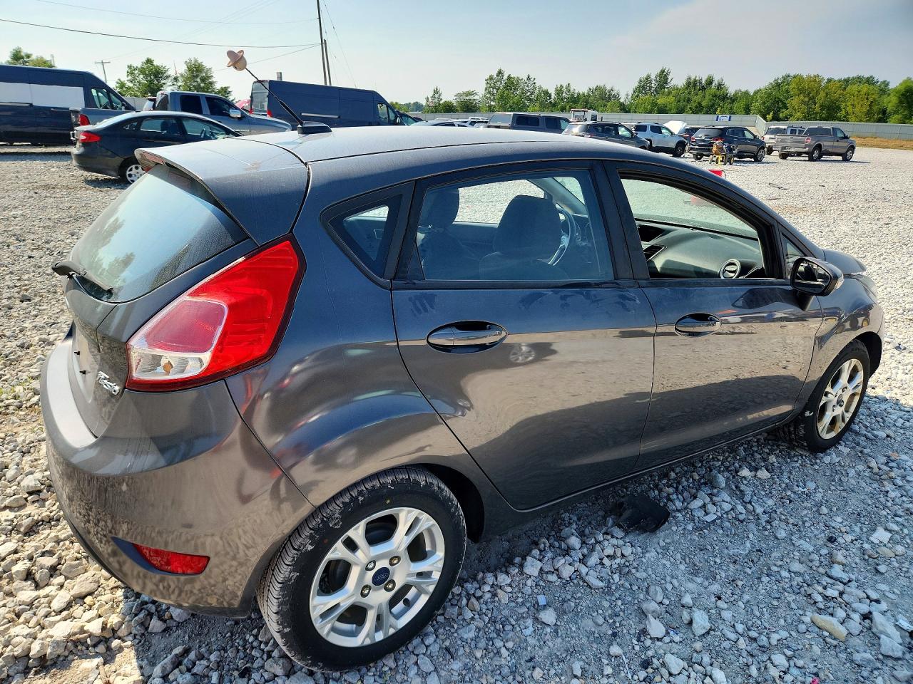 2015 Ford Fiesta Se Gray vin: 3FADP4EJ1FM164004