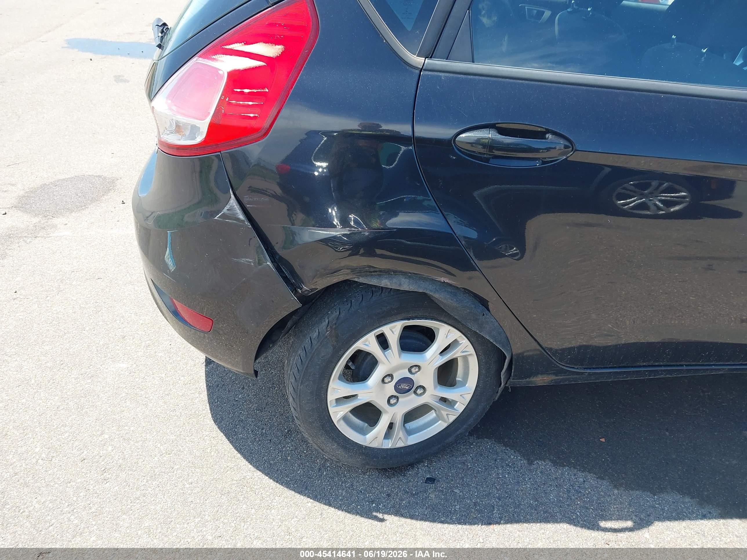 2015 Ford Fiesta Se Black vin: 3FADP4EJ1FM167517