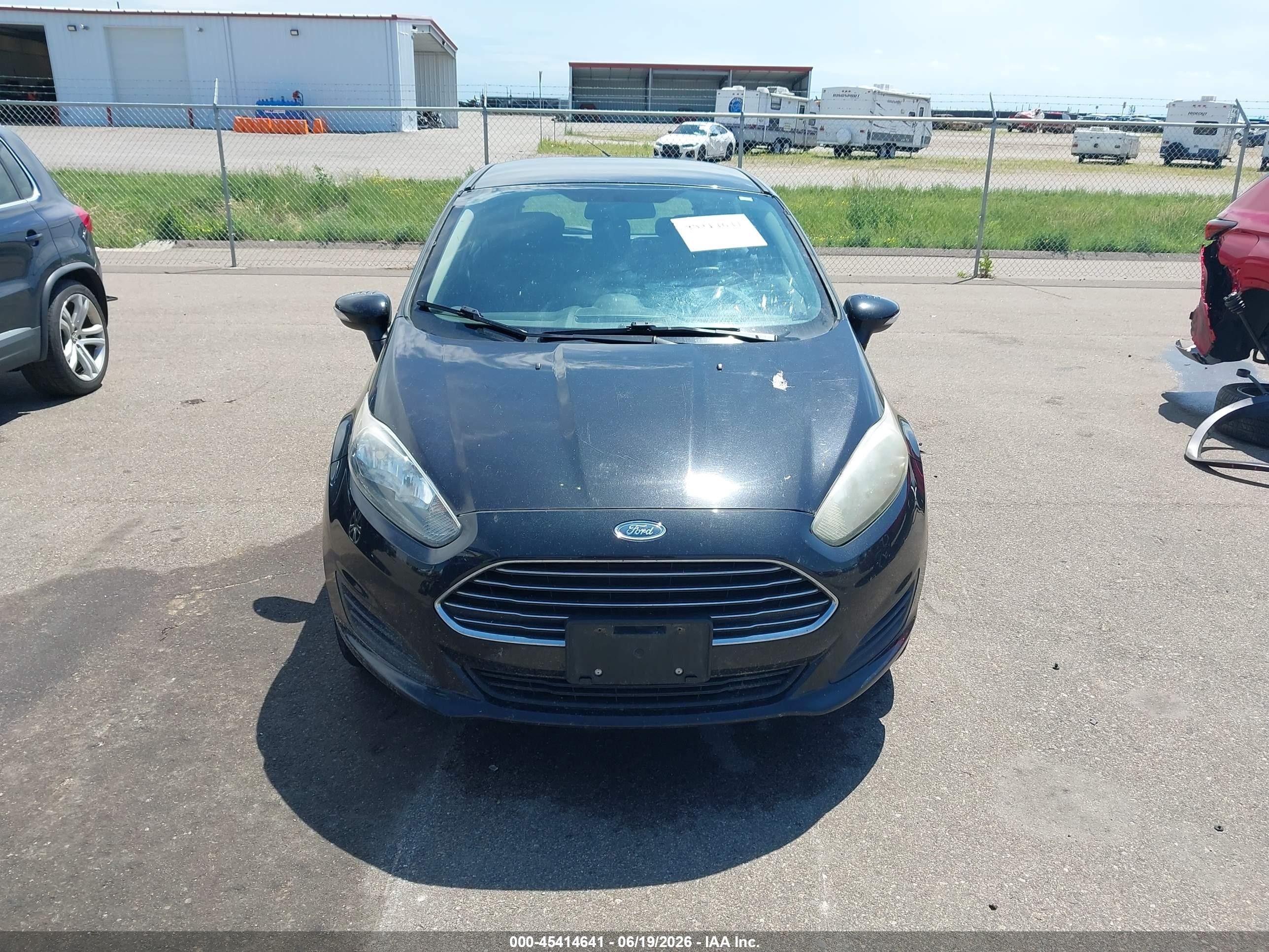 2015 Ford Fiesta Se Black vin: 3FADP4EJ1FM167517