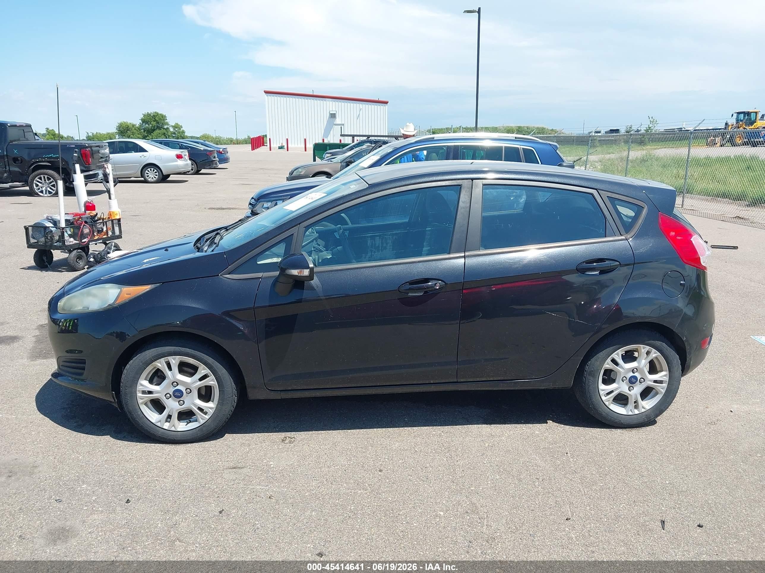 2015 Ford Fiesta Se Black vin: 3FADP4EJ1FM167517