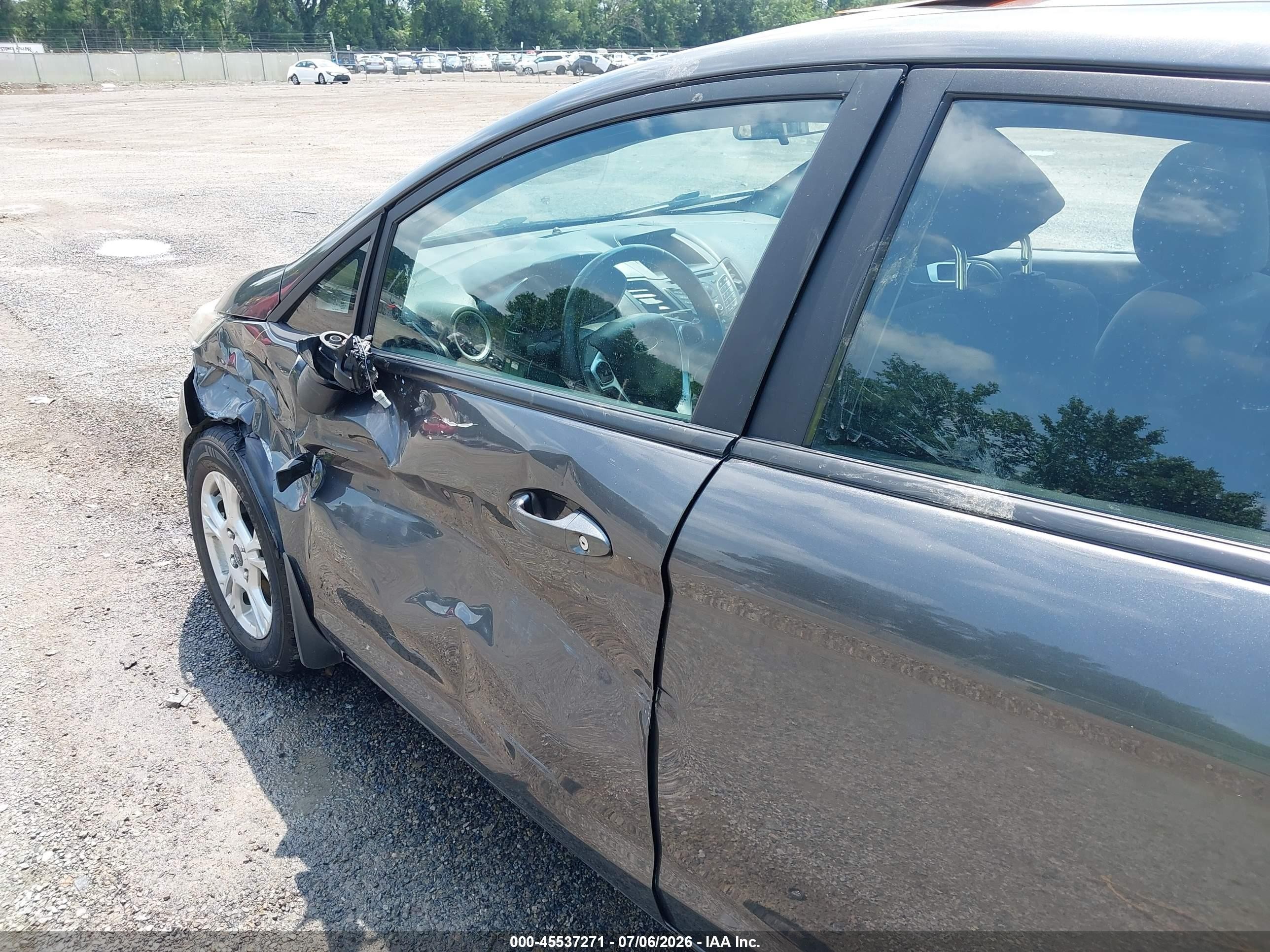2015 Ford Fiesta Se Gray vin: 3FADP4EJ1FM175648