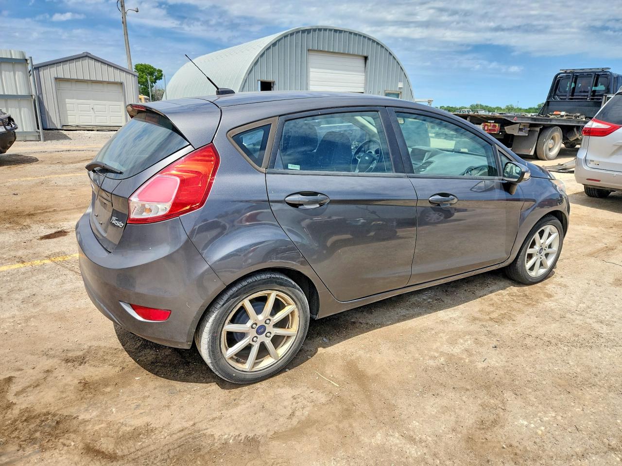 2015 Ford Fiesta Se Gray vin: 3FADP4EJ1FM200984