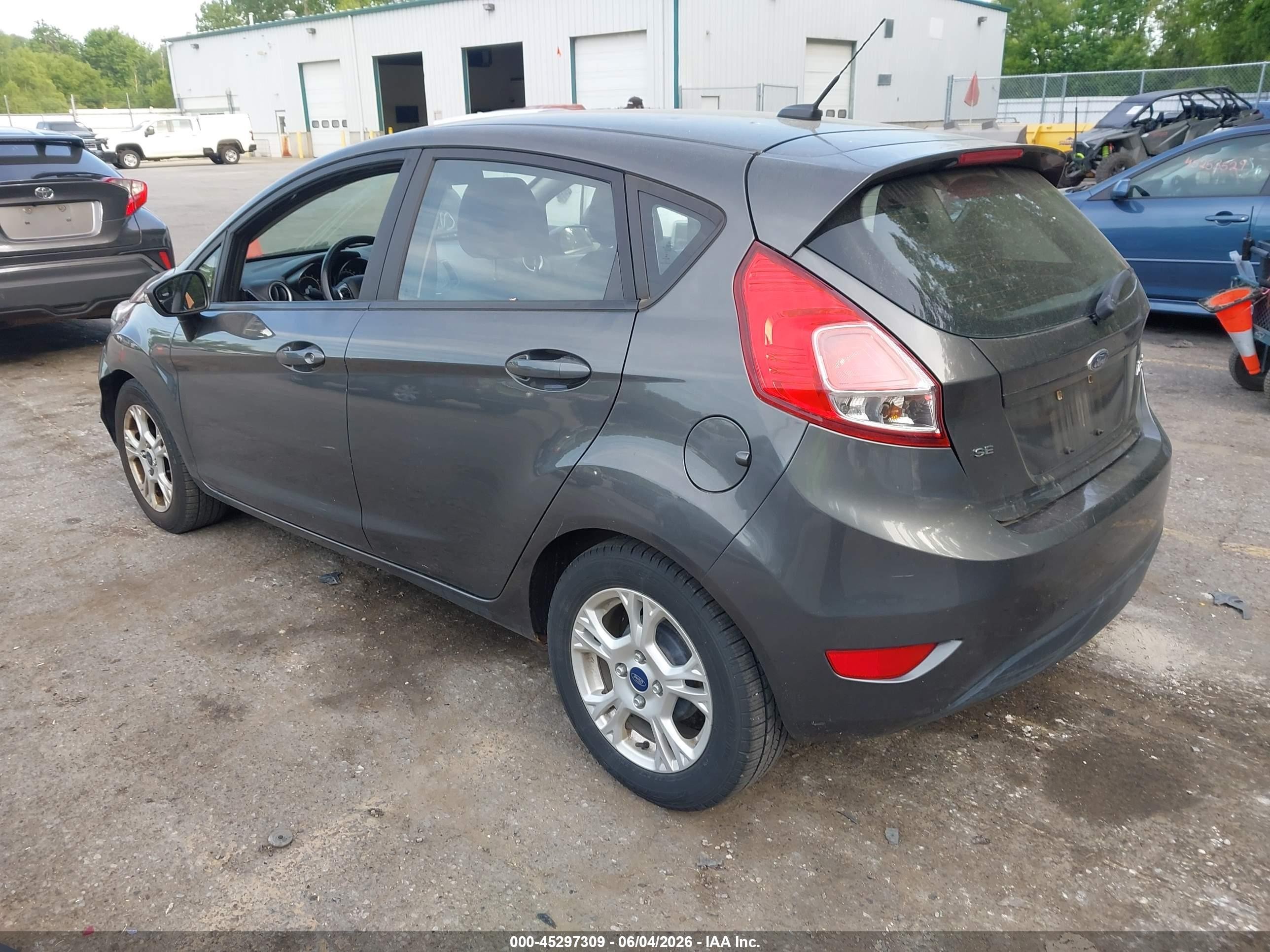 2015 Ford Fiesta Se Gray vin: 3FADP4EJ1FM224282