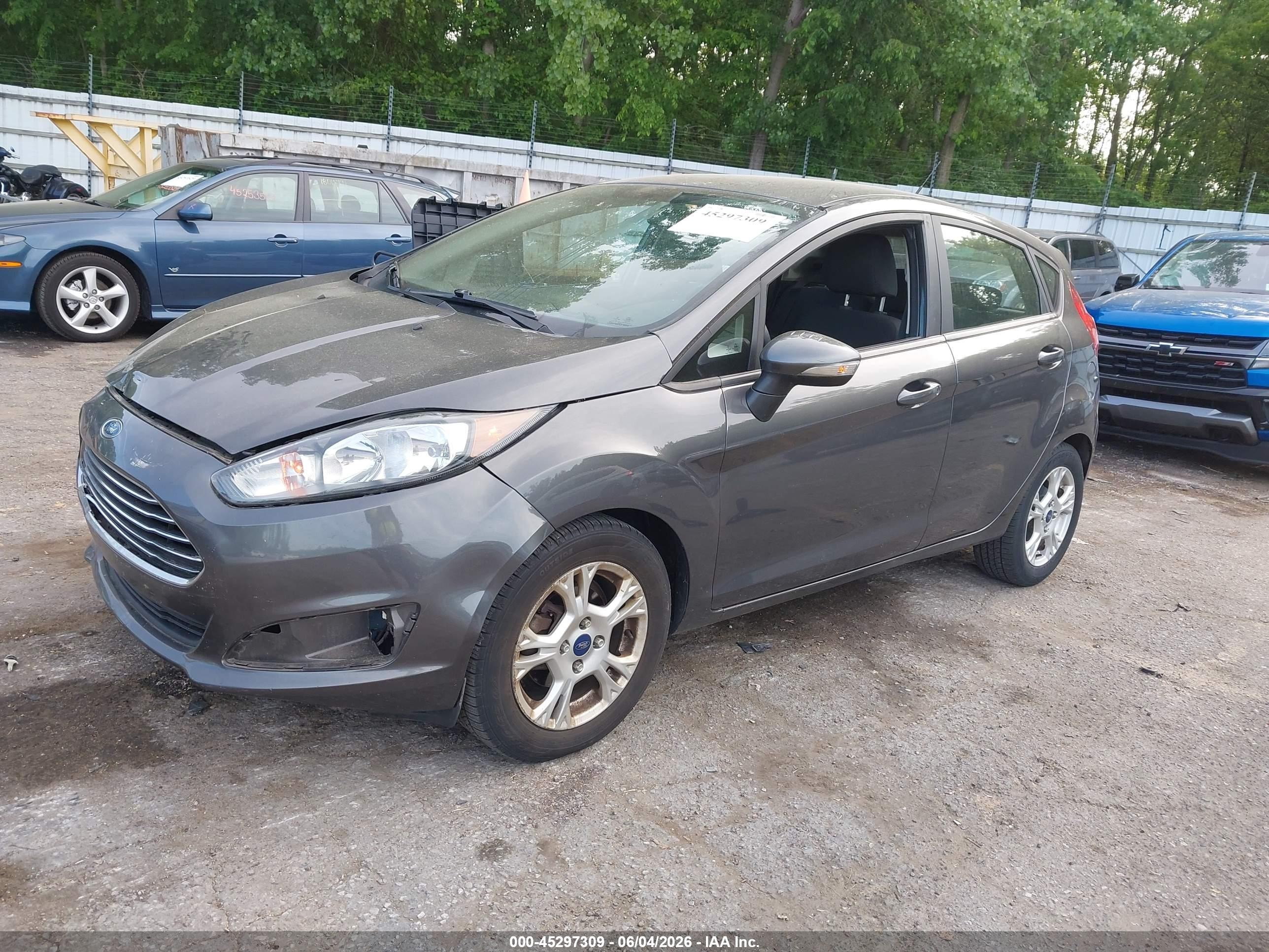 2015 Ford Fiesta Se Gray vin: 3FADP4EJ1FM224282