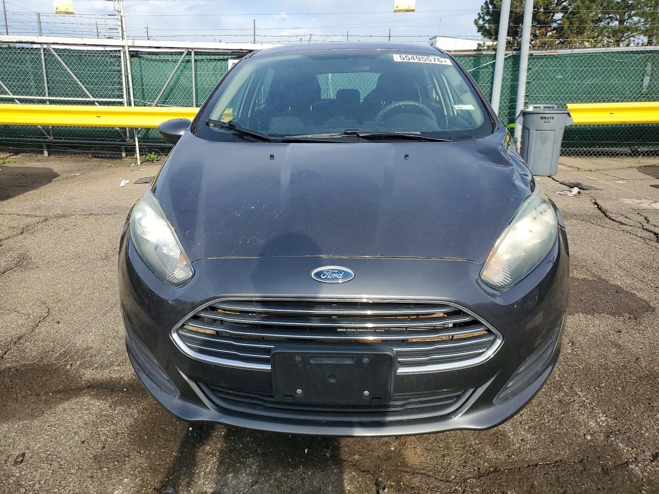 2018 Ford Fiesta Se Gray vin: 3FADP4EJ1JM112509
