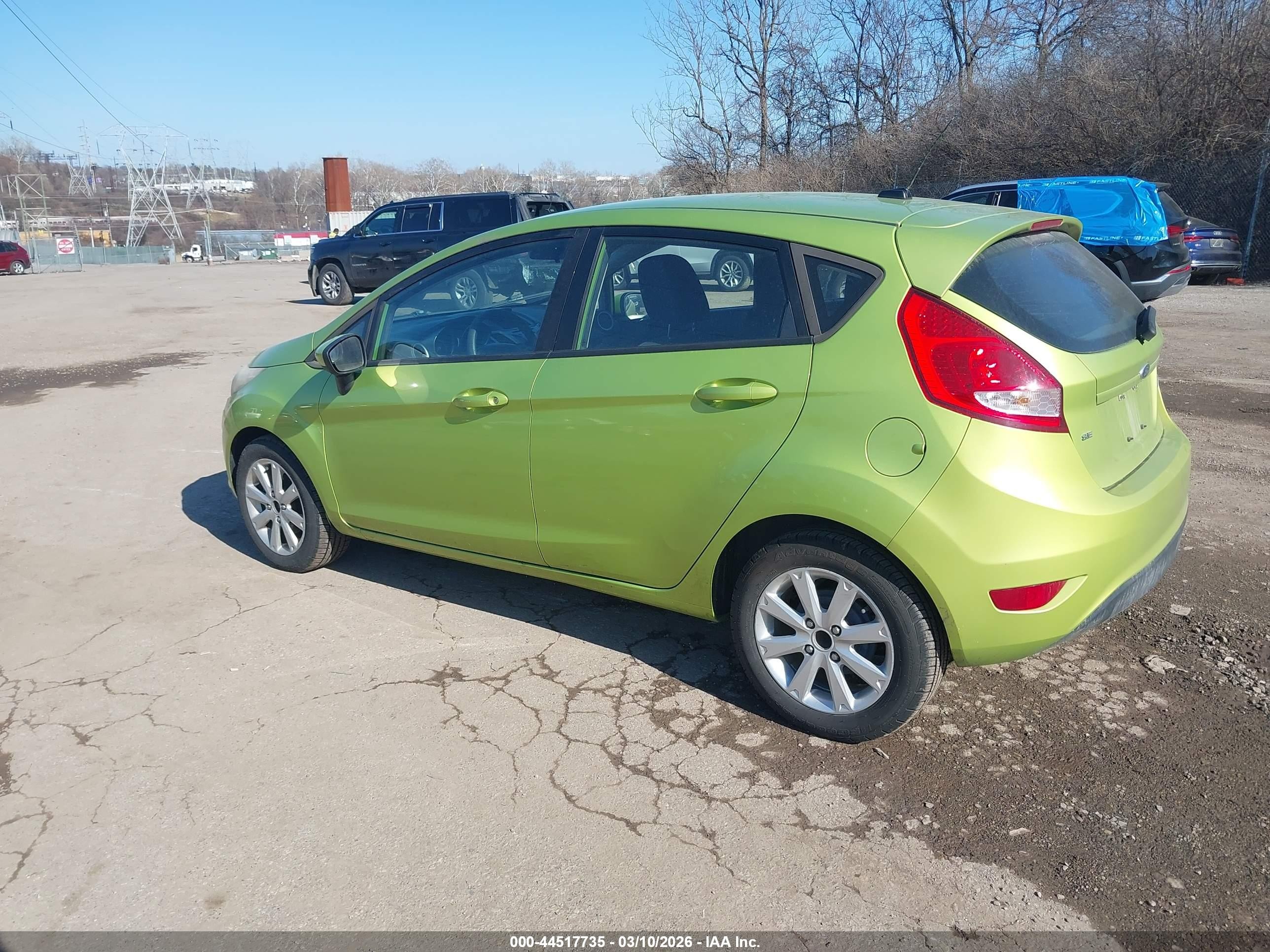 2011 Ford Fiesta Se Green vin: 3FADP4EJ2BM170632