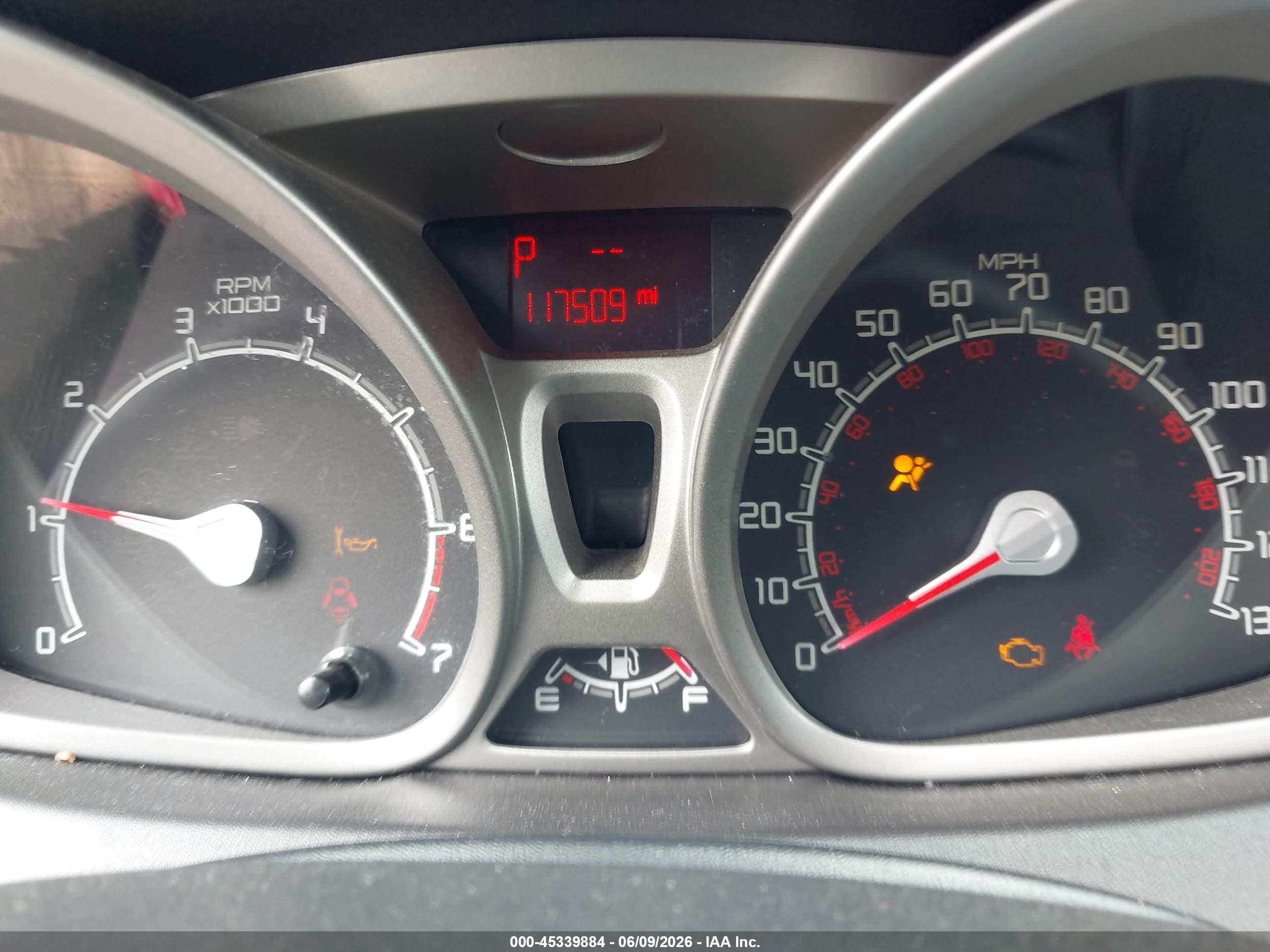 2011 Ford Fiesta Se Red vin: 3FADP4EJ2BM171568
