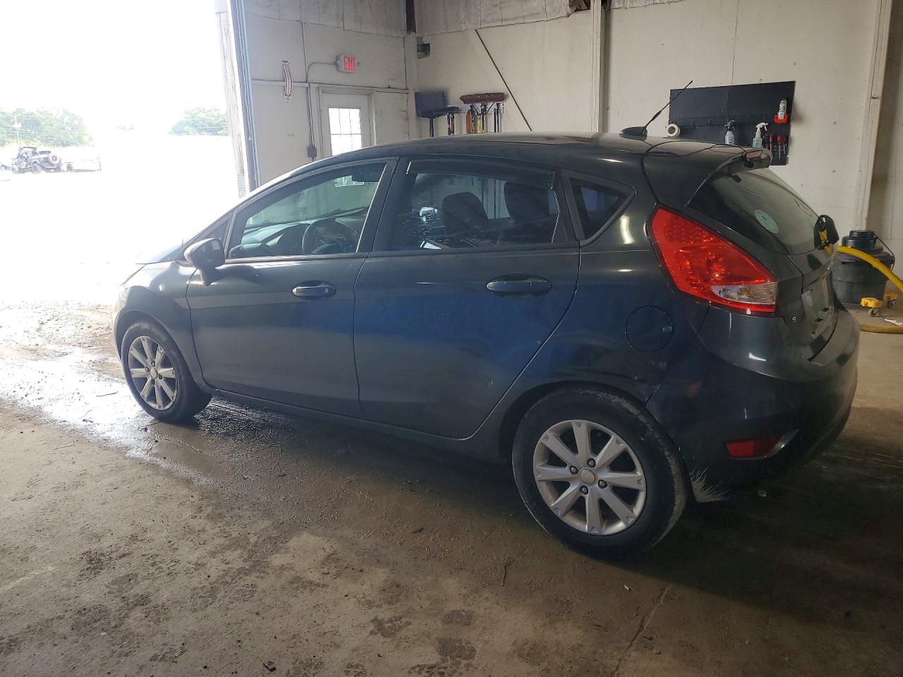 2011 Ford Fiesta Se Gray vin: 3FADP4EJ2BM232045
