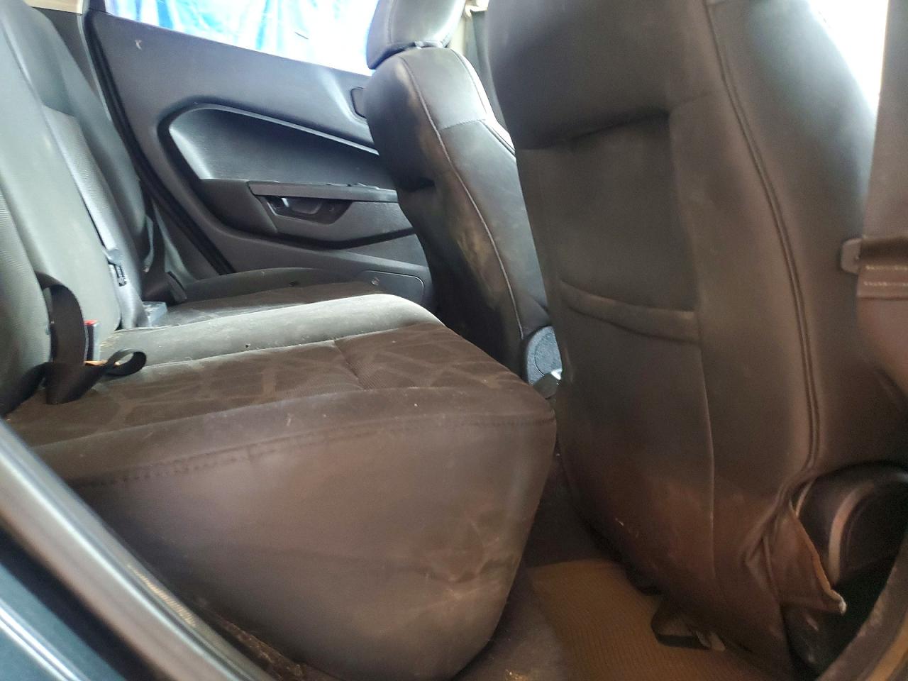 2011 Ford Fiesta Se Gray vin: 3FADP4EJ2BM232045
