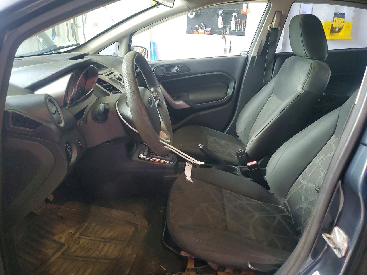2011 Ford Fiesta Se Gray vin: 3FADP4EJ2BM232045