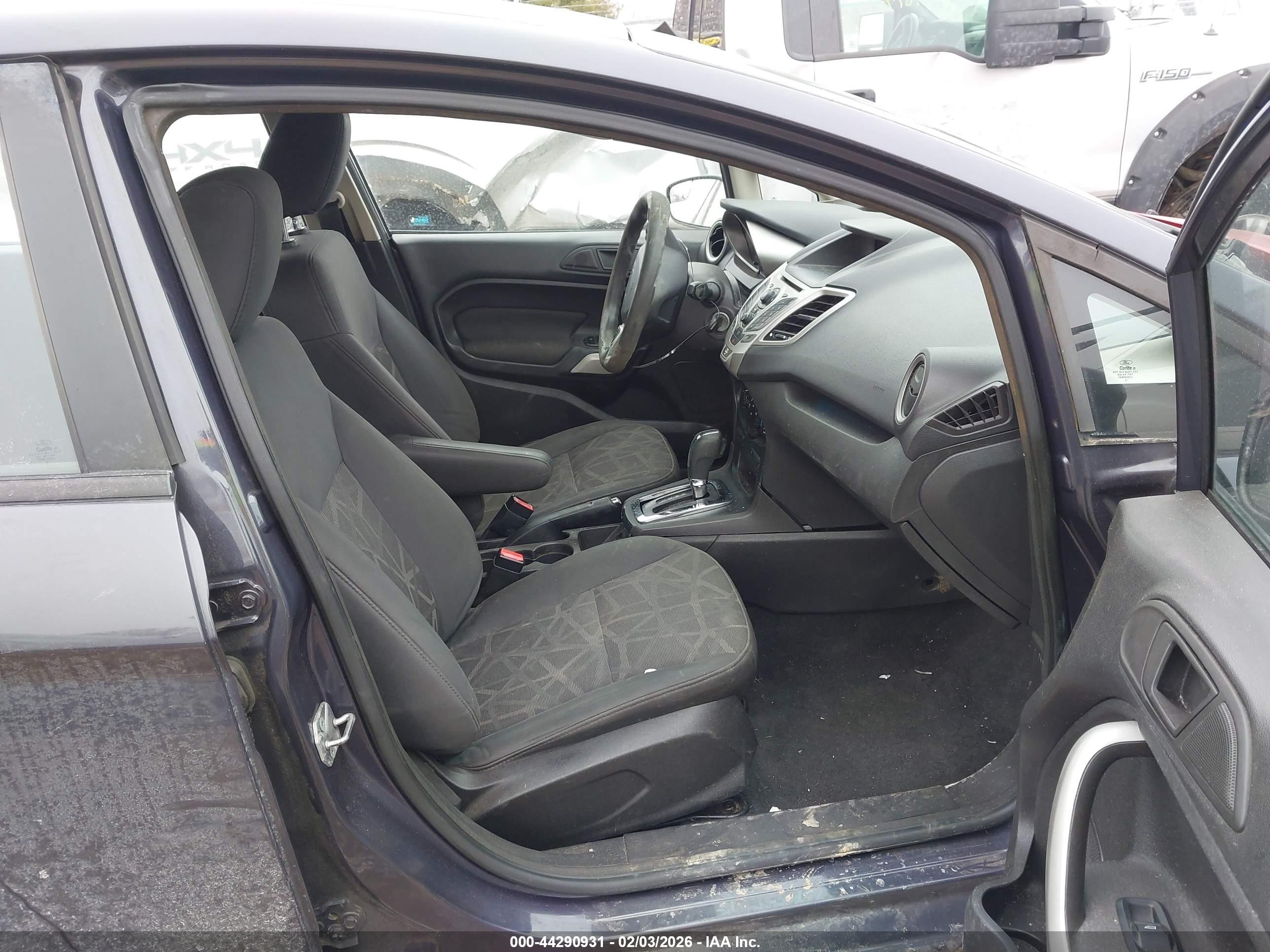2012 Ford Fiesta Se Синий vin: 3FADP4EJ2CM157333