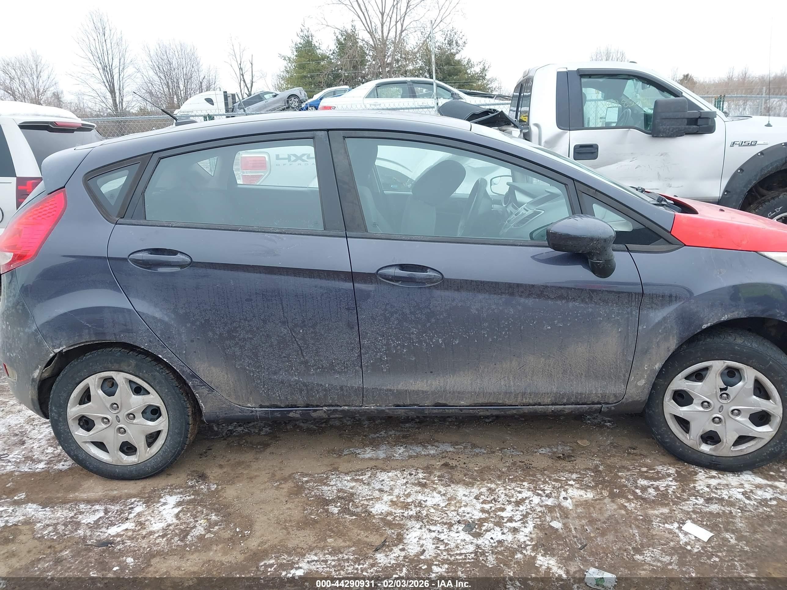 2012 Ford Fiesta Se Синий vin: 3FADP4EJ2CM157333