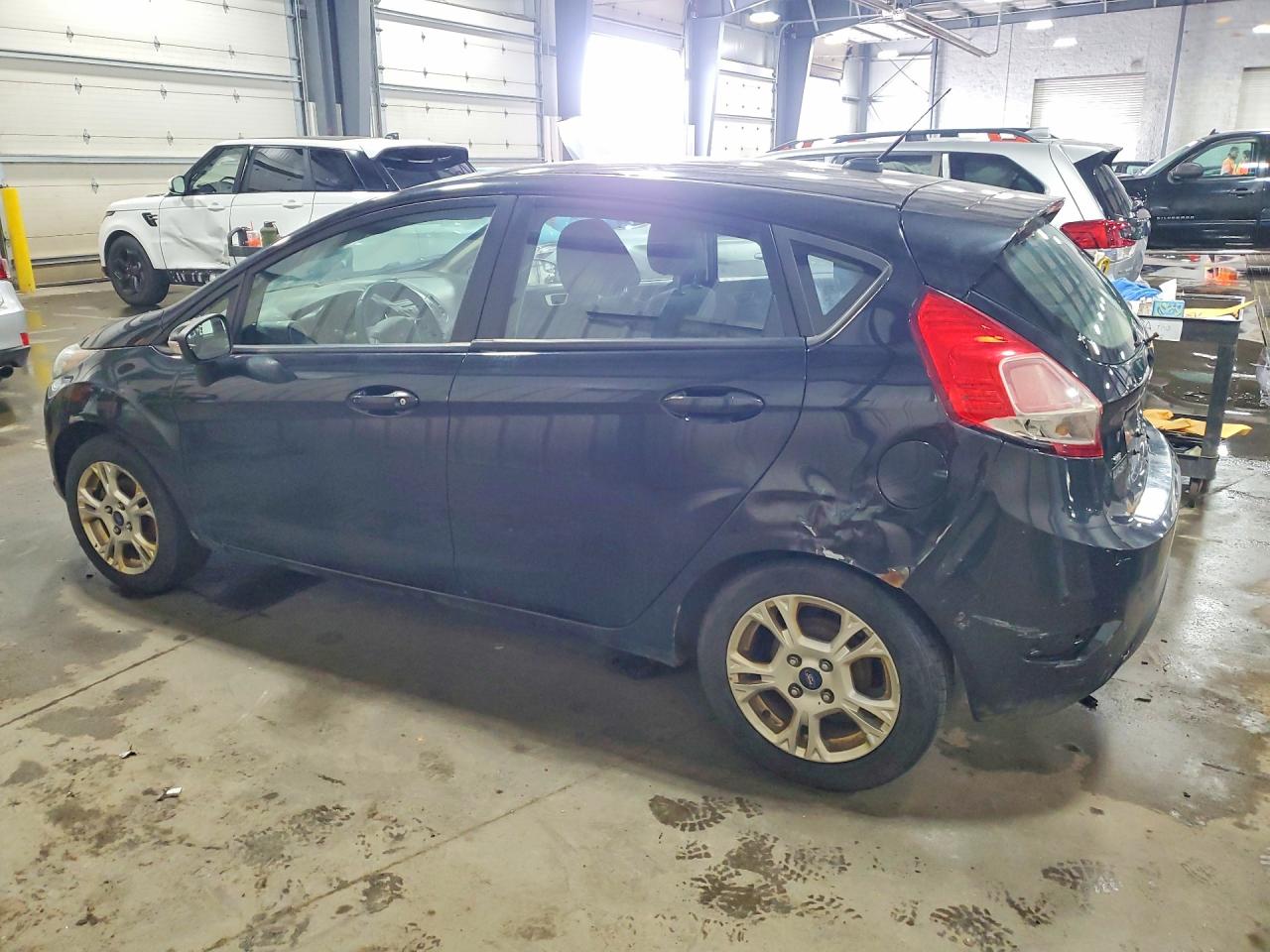 2014 Ford Fiesta Se Черный vin: 3FADP4EJ2EM102660