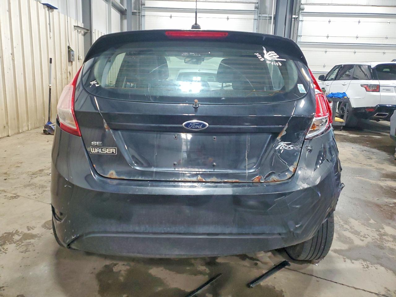 2014 Ford Fiesta Se Черный vin: 3FADP4EJ2EM102660