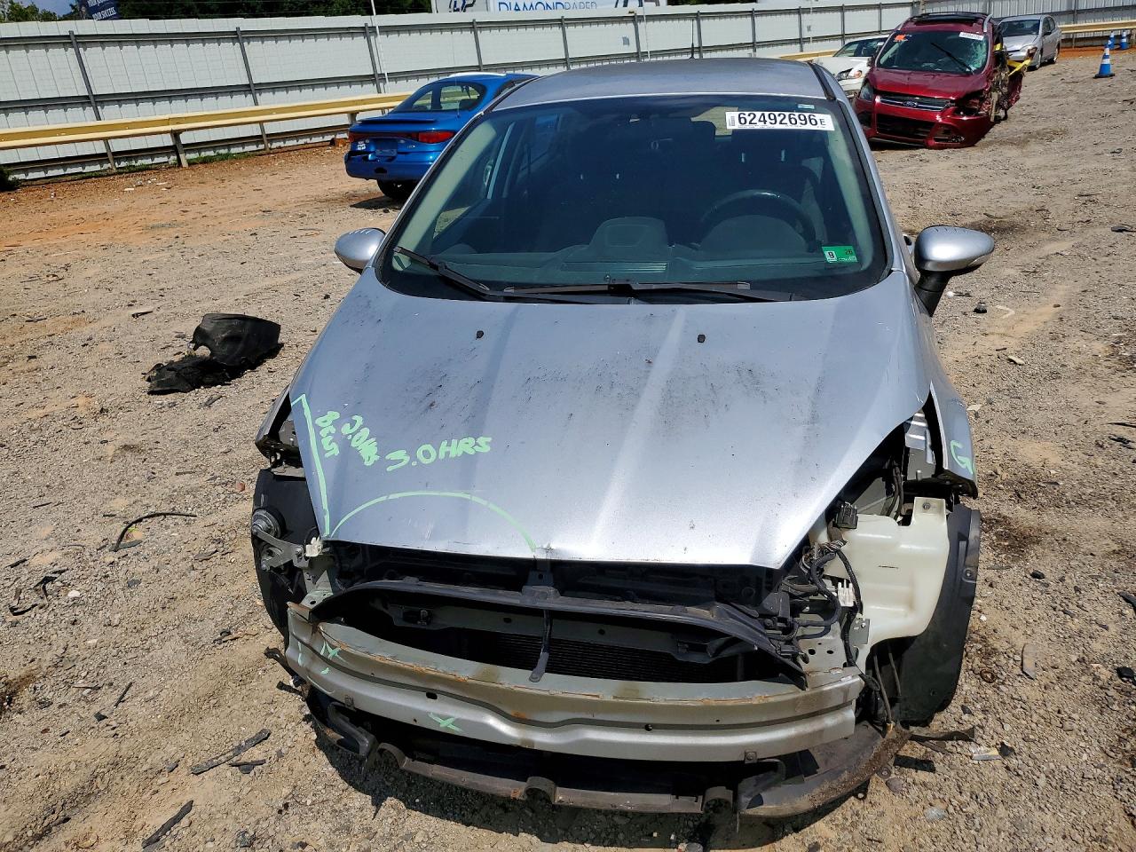 2014 Ford Fiesta Se Серебряный vin: 3FADP4EJ2EM122990