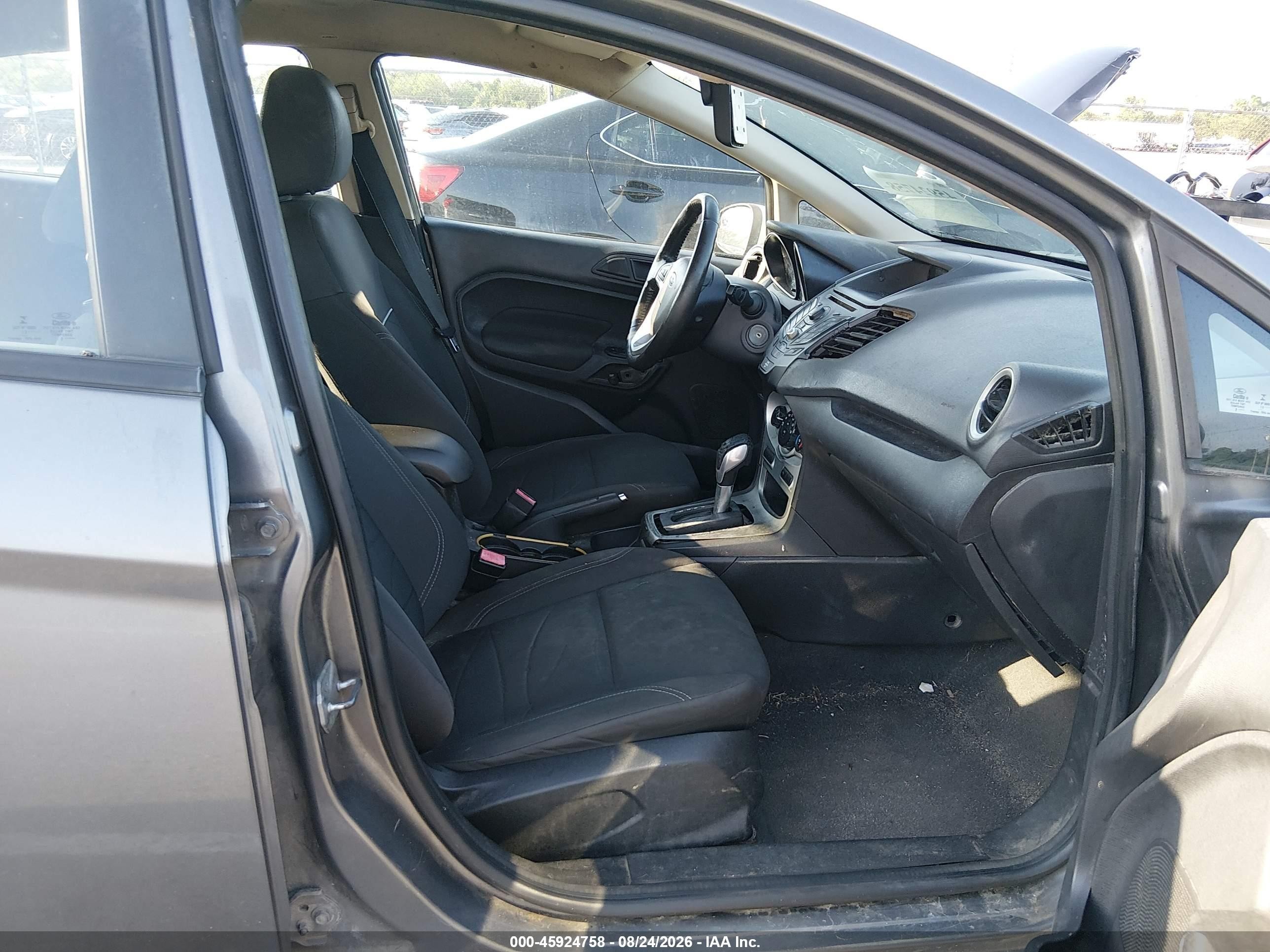 2014 Ford Fiesta Se Gray vin: 3FADP4EJ2EM145699
