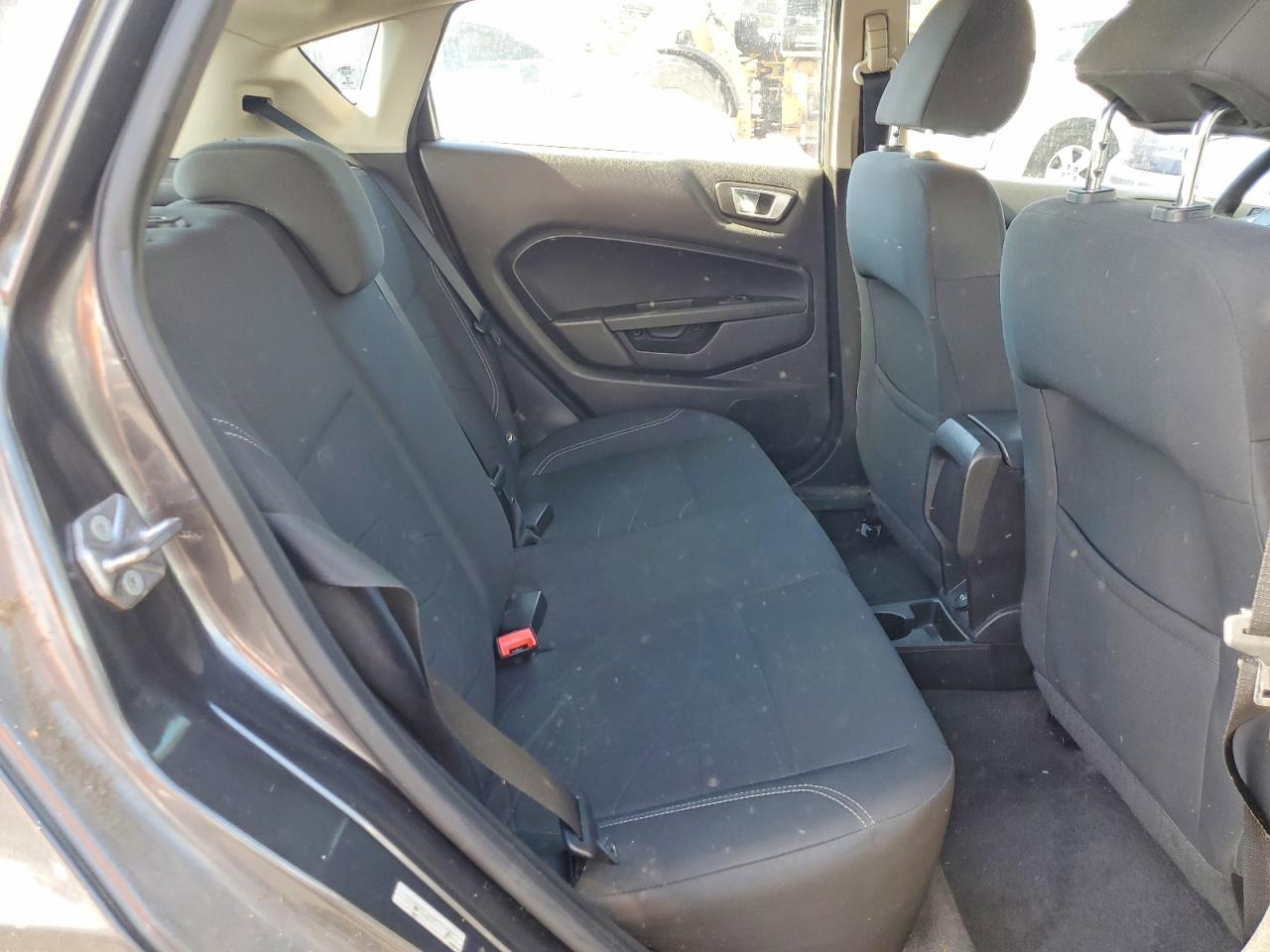 2015 Ford Fiesta Se Угольный vin: 3FADP4EJ2FM133442