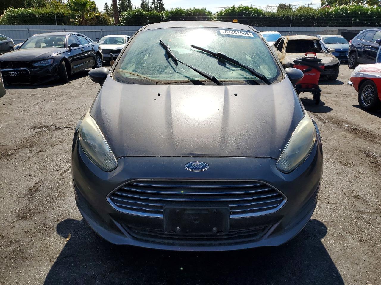 2015 Ford Fiesta Se Угольный vin: 3FADP4EJ2FM133442