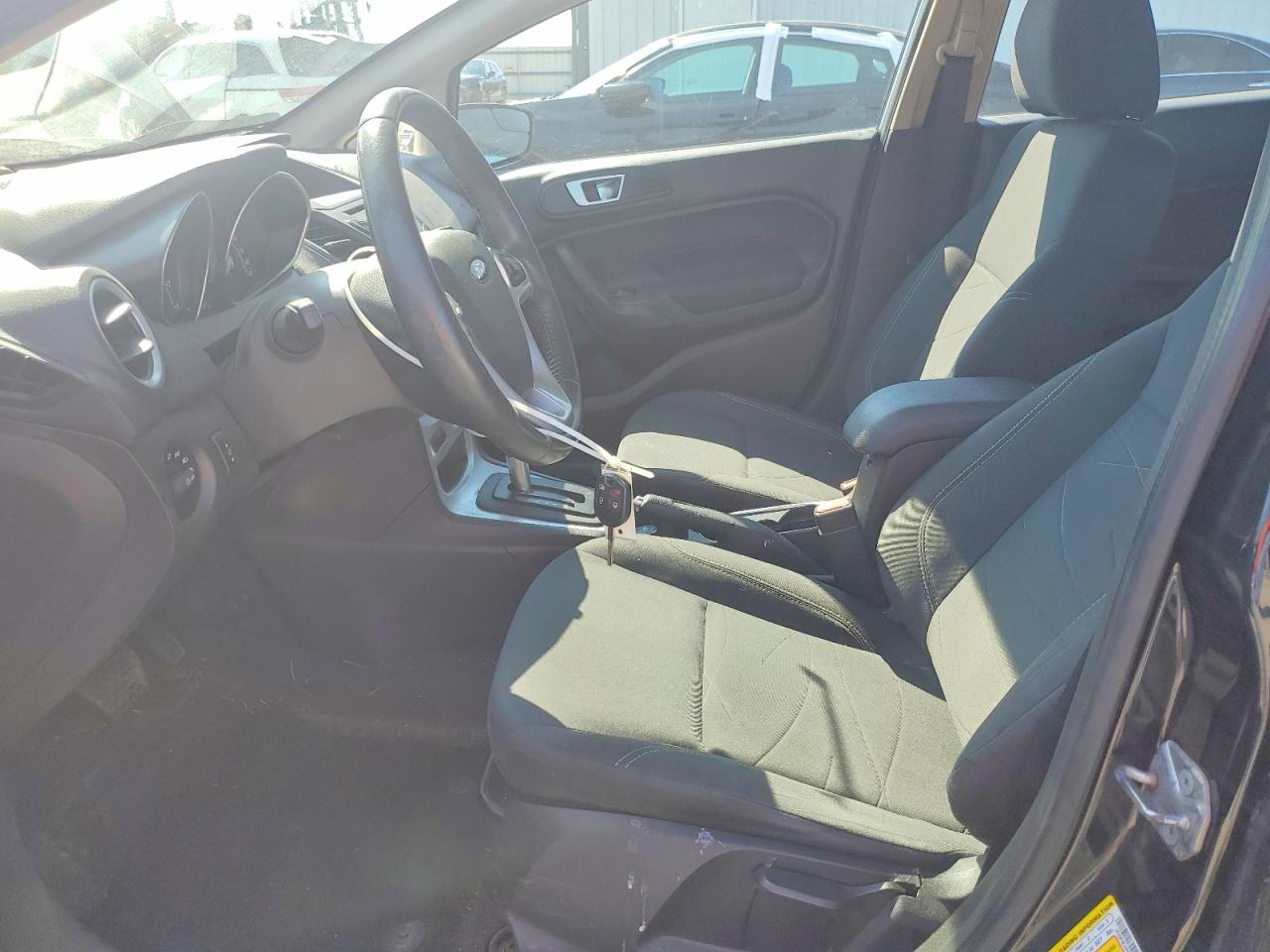 2015 Ford Fiesta Se Black vin: 3FADP4EJ2FM141699