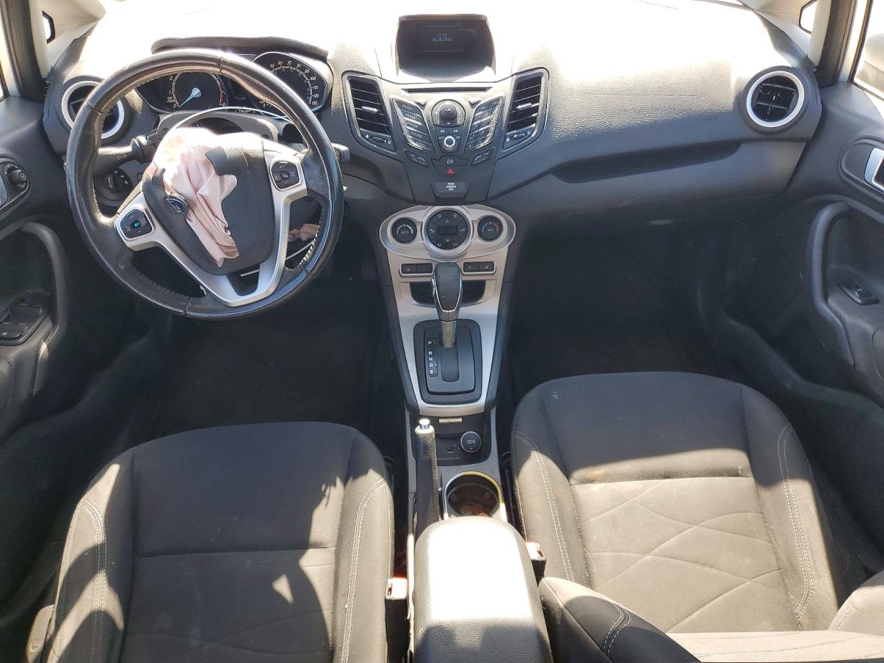 2015 Ford Fiesta Se Silver vin: 3FADP4EJ2FM146546