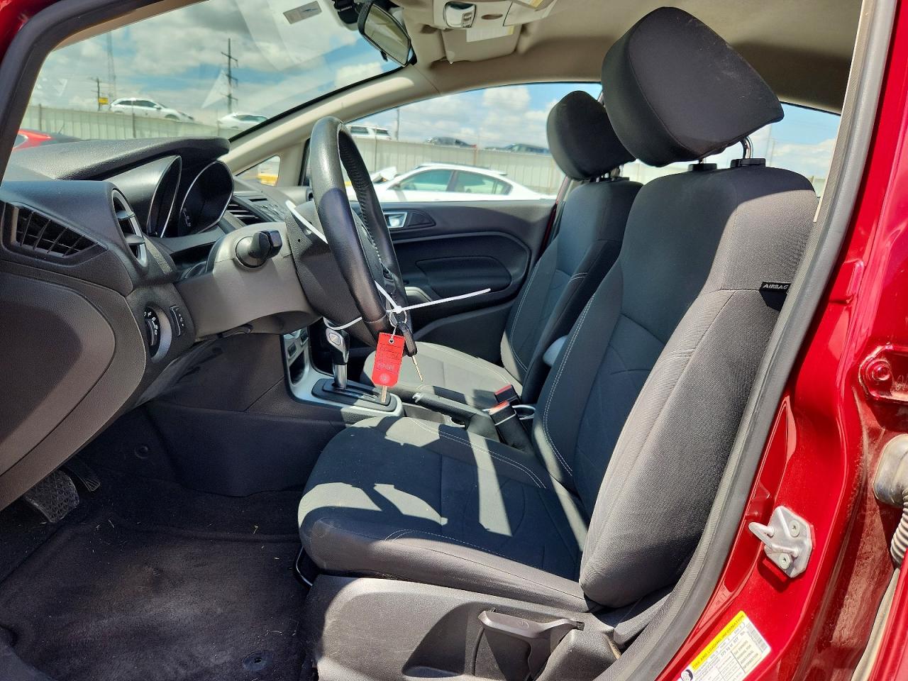 2015 Ford Fiesta Se Red vin: 3FADP4EJ2FM216448