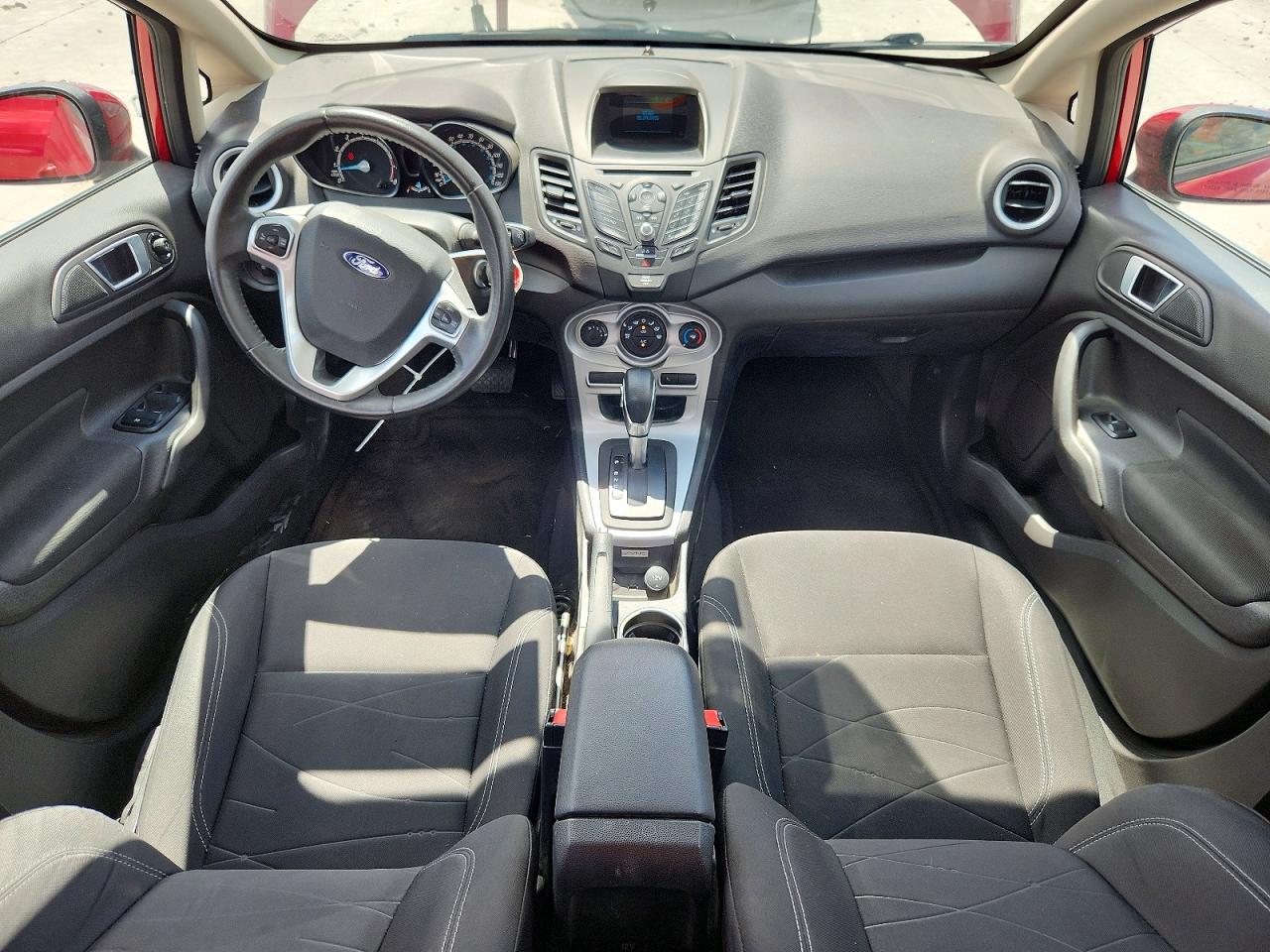 2015 Ford Fiesta Se Red vin: 3FADP4EJ2FM216448