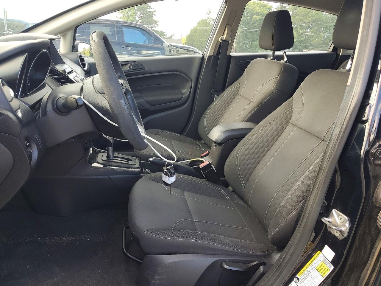 2017 Ford Fiesta Se Черный vin: 3FADP4EJ2HM136358