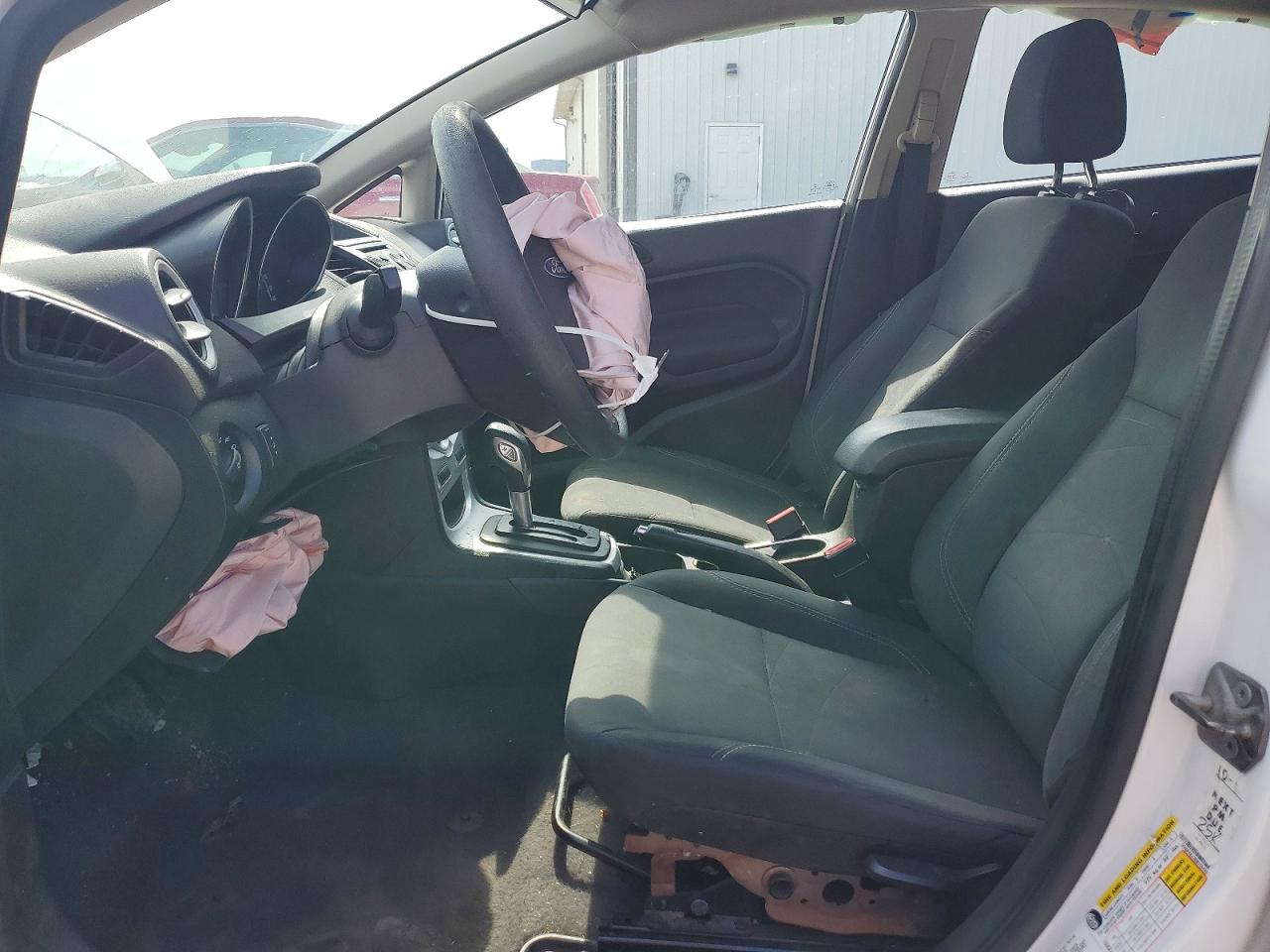 2019 Ford Fiesta Se White vin: 3FADP4EJ2KM155483