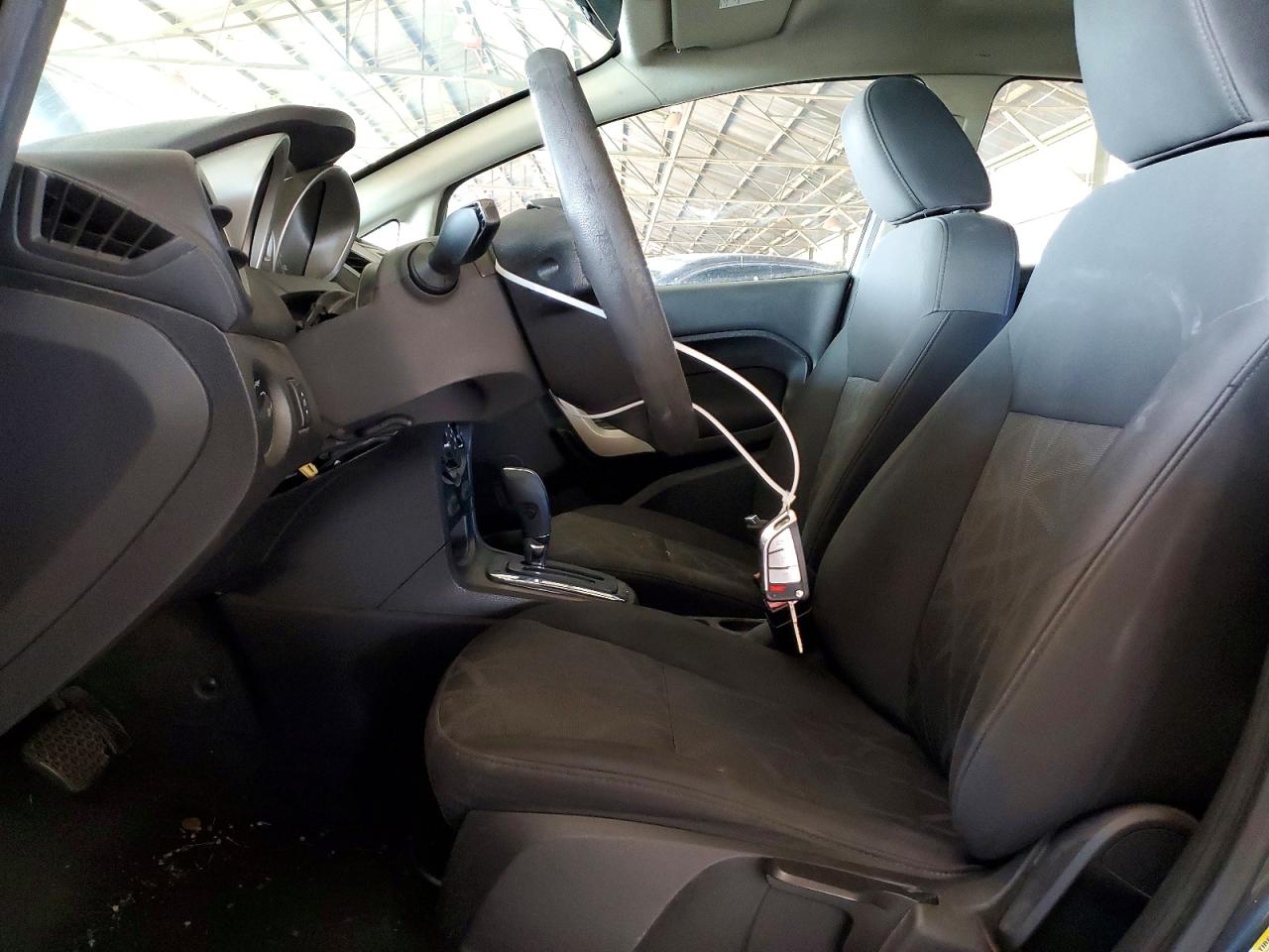 2011 Ford Fiesta Se Charcoal vin: 3FADP4EJ3BM143102
