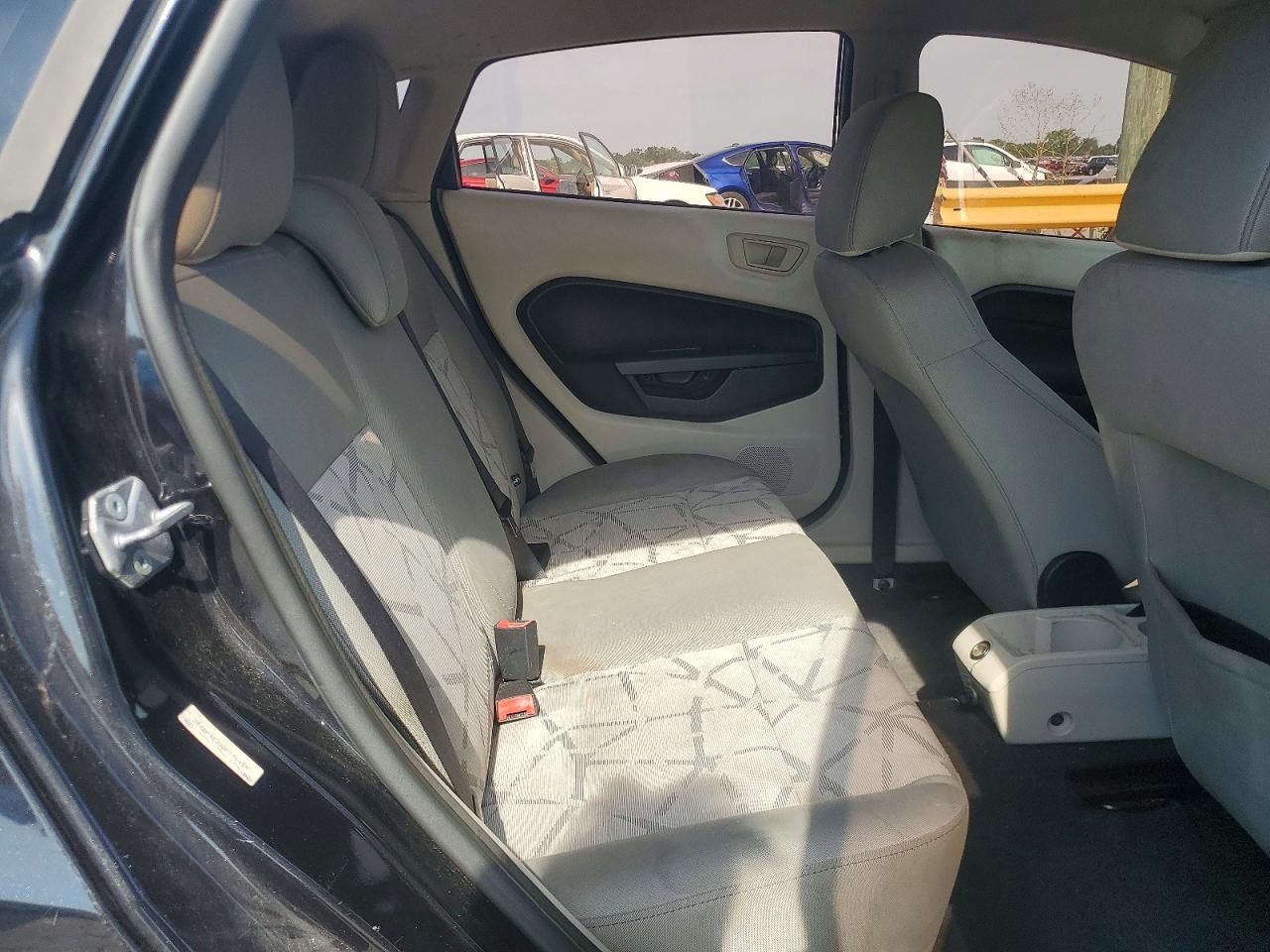 2011 Ford Fiesta Se Charcoal vin: 3FADP4EJ3BM170459