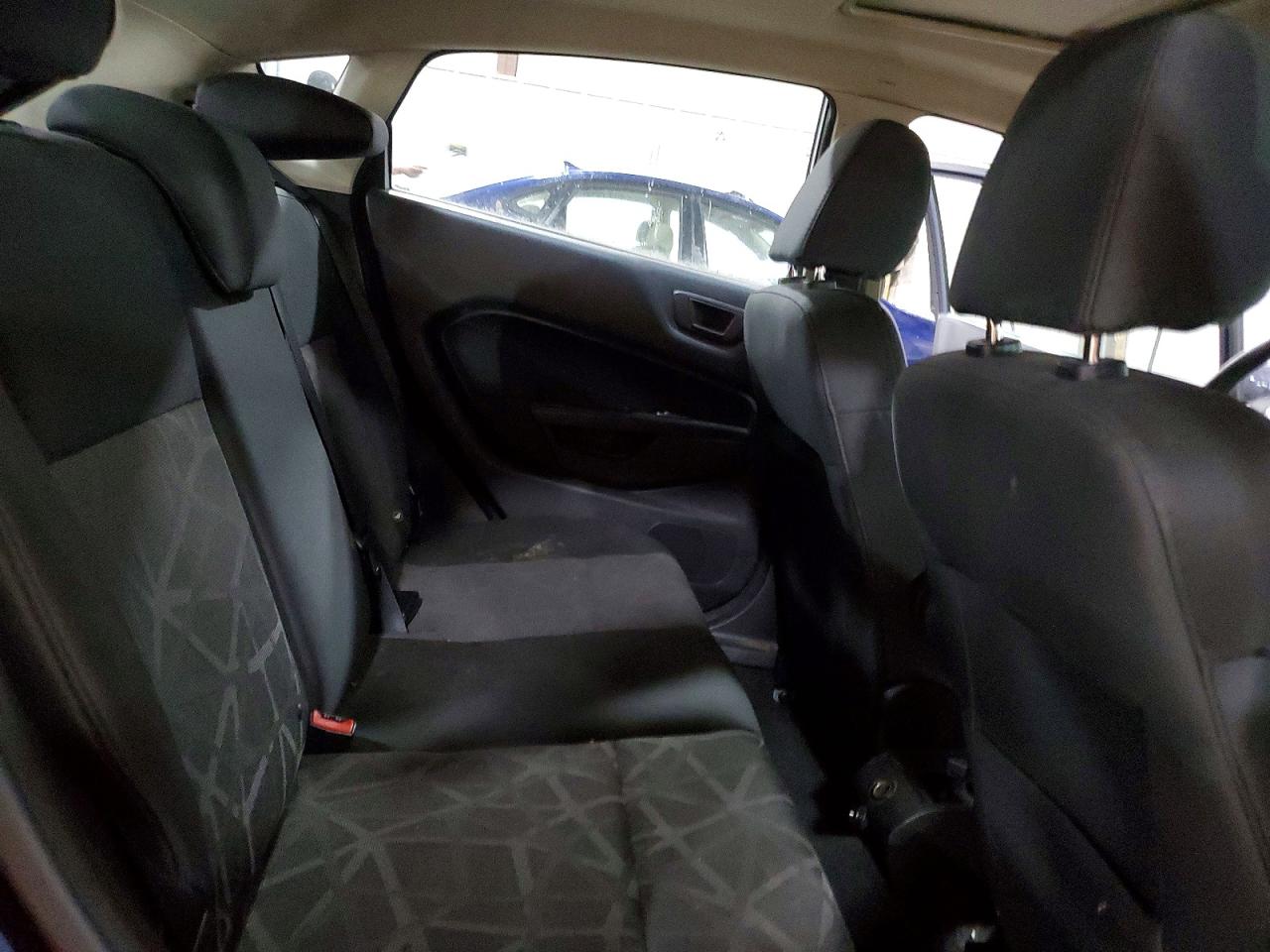 2013 Ford Fiesta Se Blue vin: 3FADP4EJ3DM122706