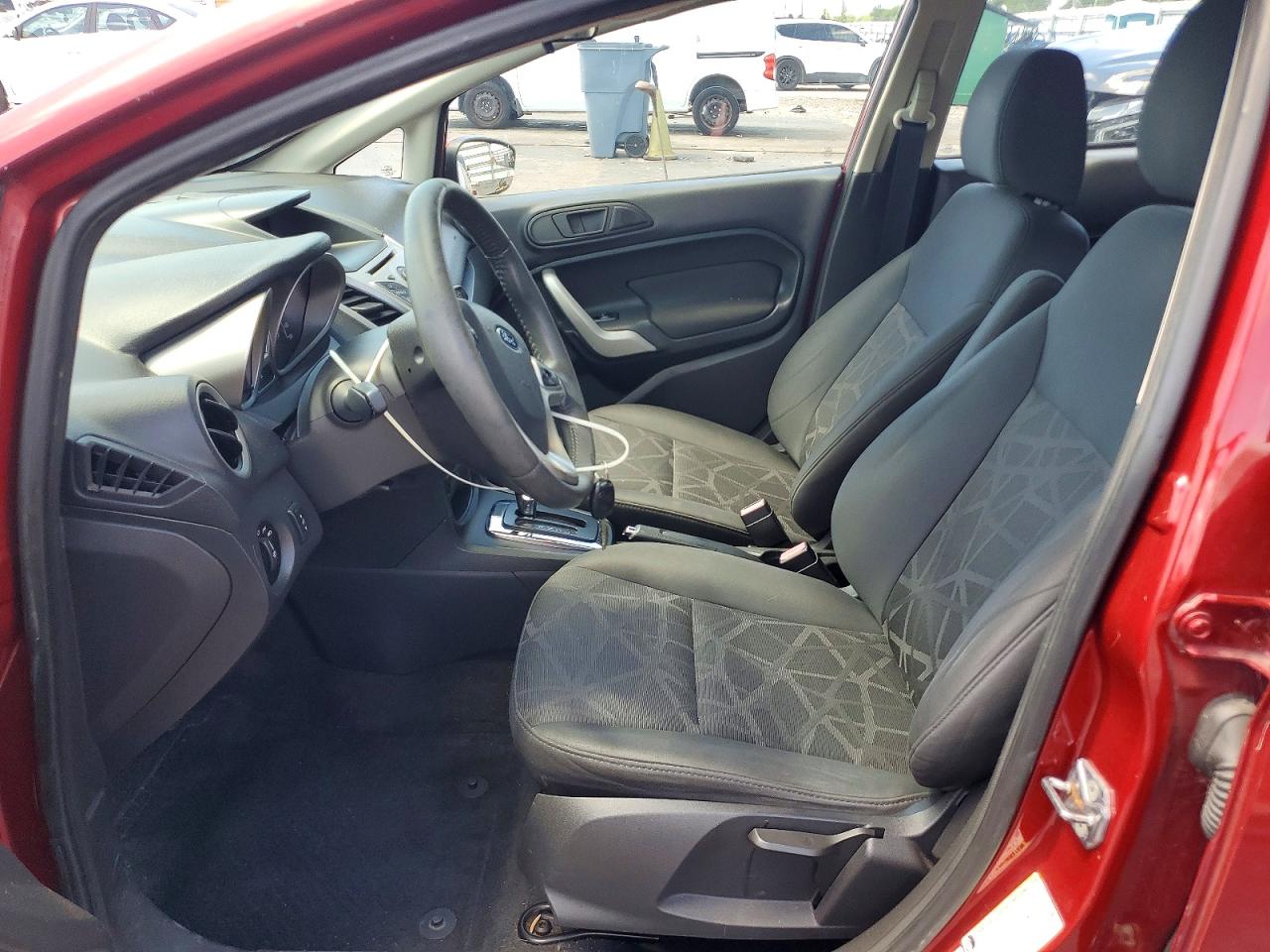 2013 Ford Fiesta Se Red vin: 3FADP4EJ3DM152773