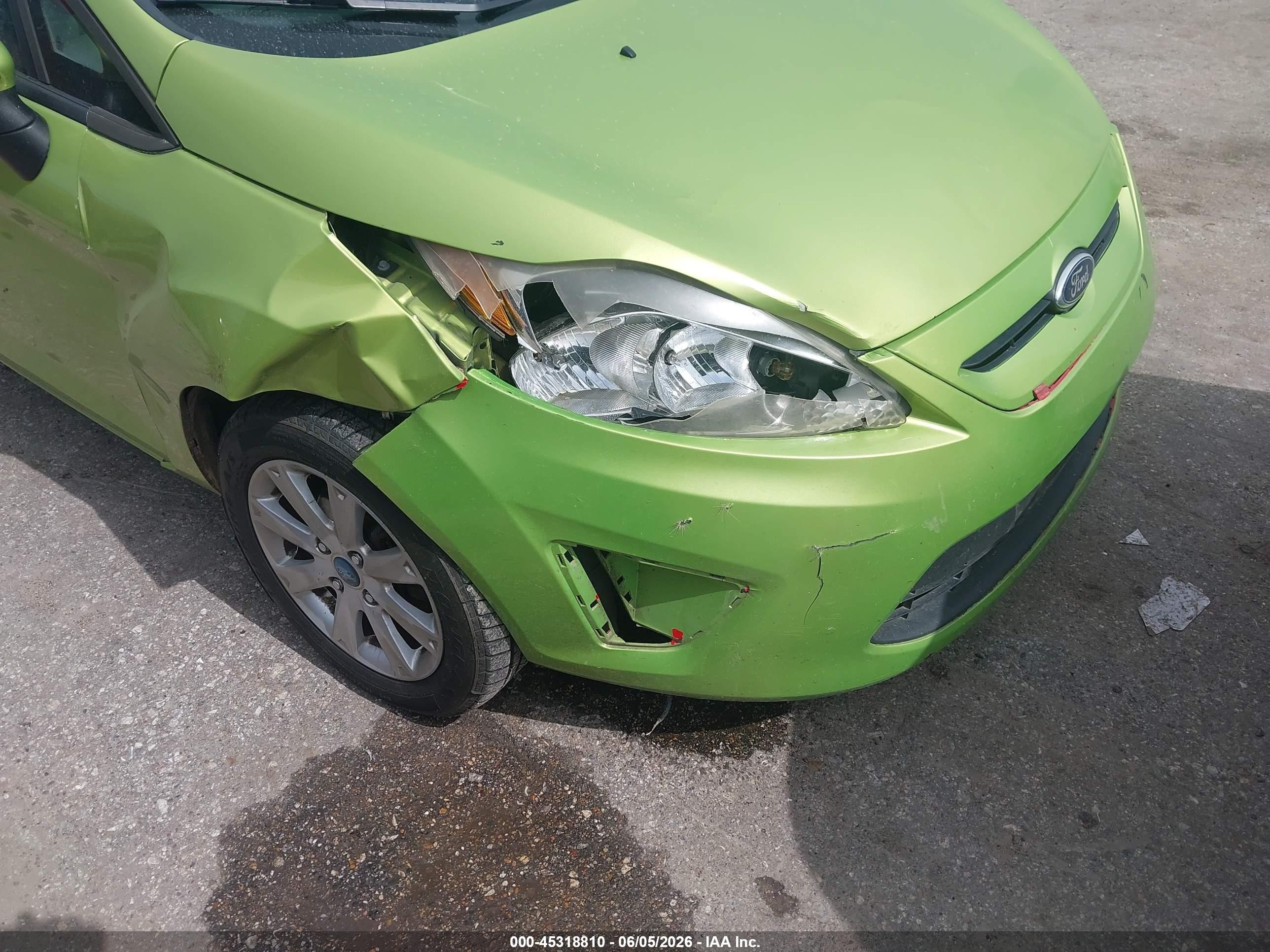 2013 Ford Fiesta Se Green vin: 3FADP4EJ3DM153311