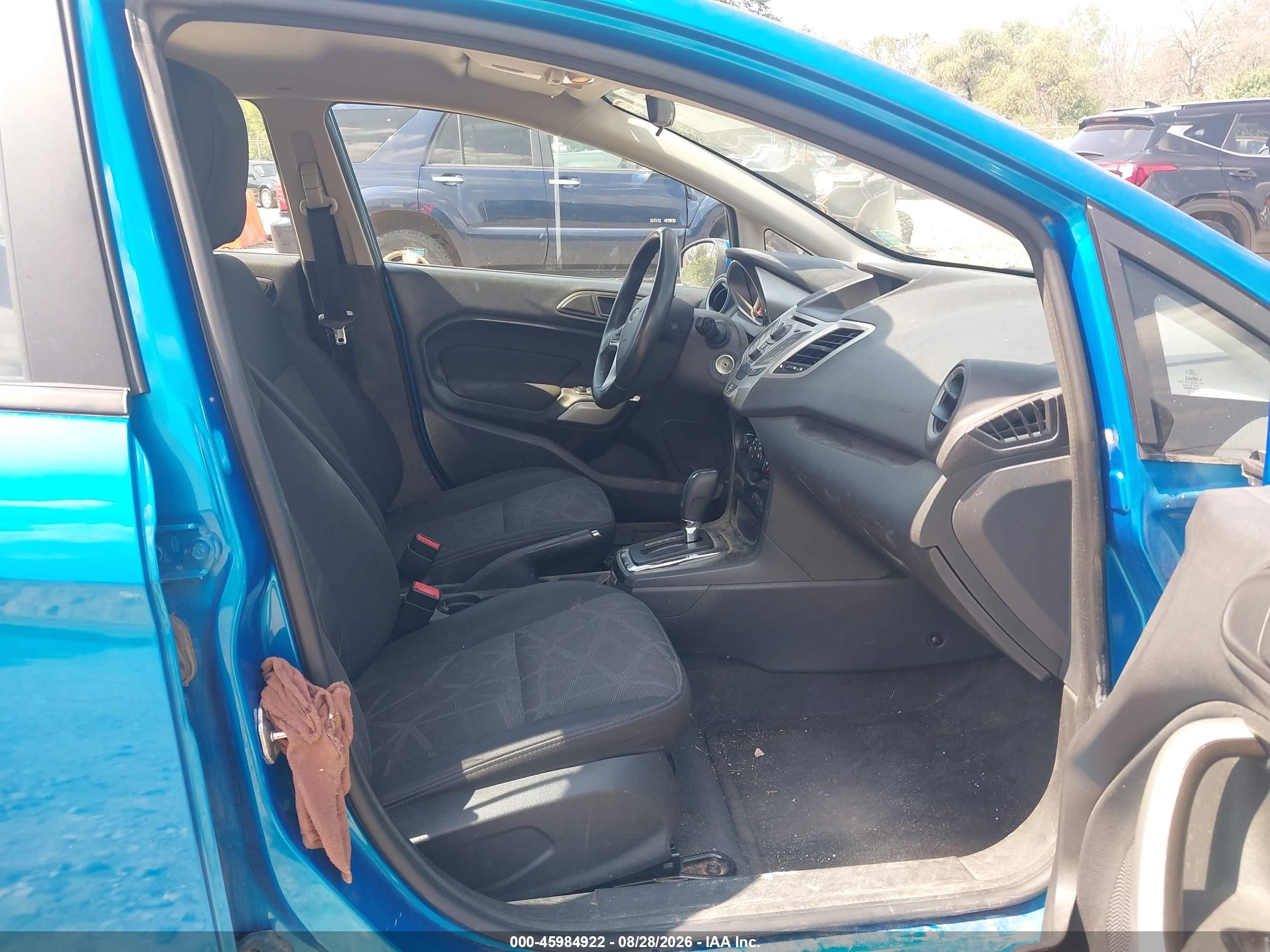 2013 Ford Fiesta Se Light Blue vin: 3FADP4EJ3DM184297