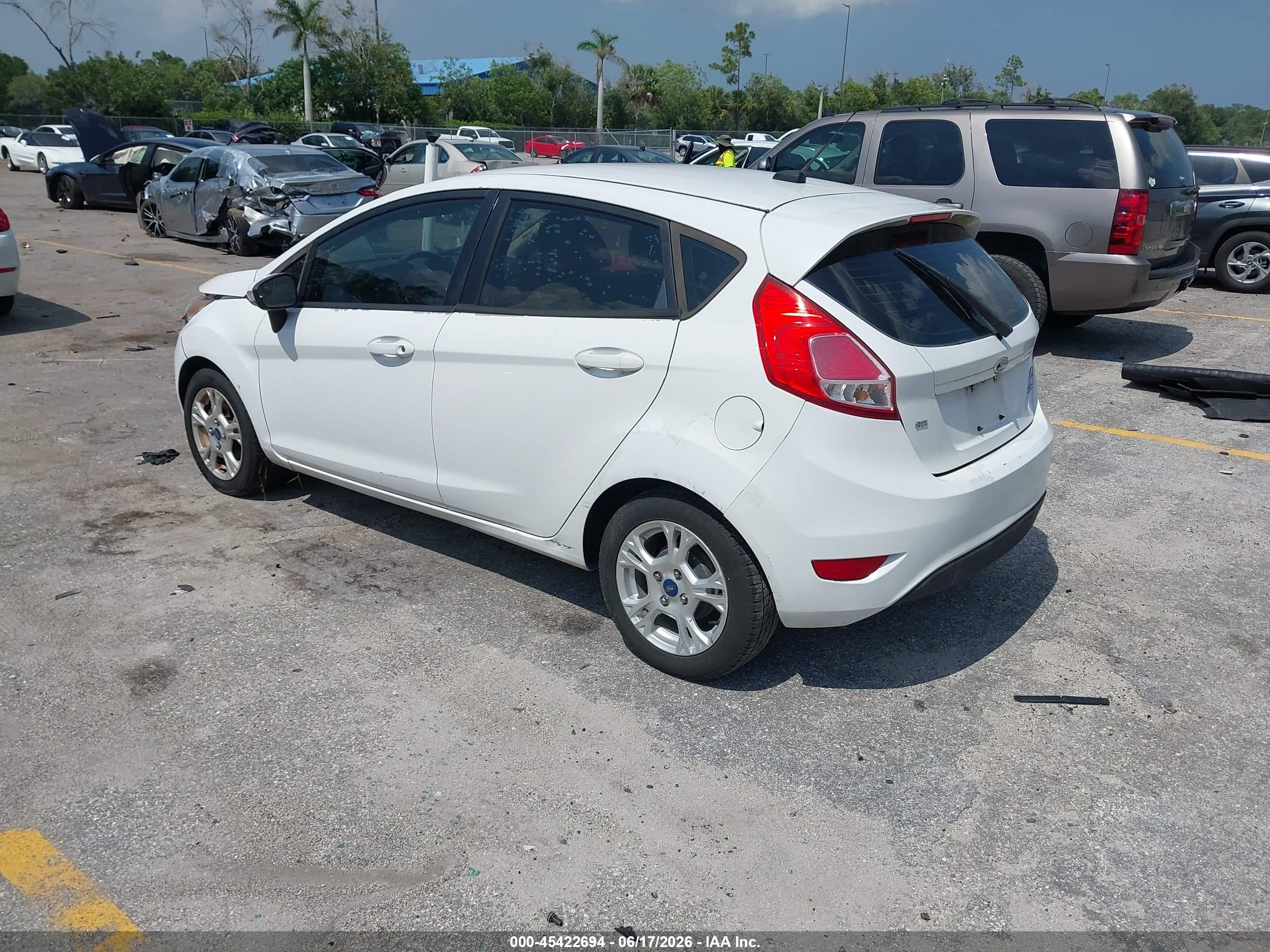 2014 Ford Fiesta Se White vin: 3FADP4EJ3EM133982