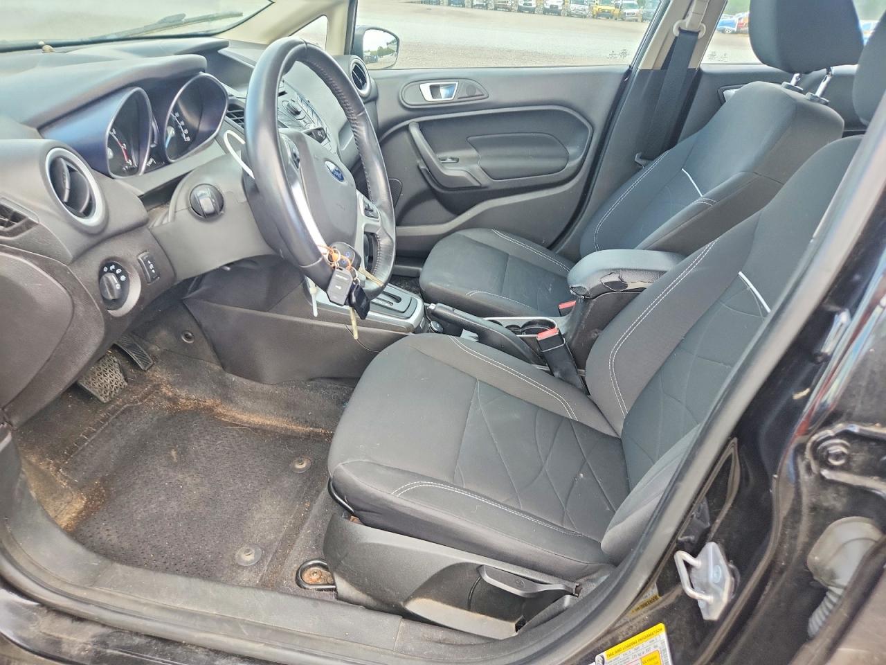 2014 Ford Fiesta Se Black vin: 3FADP4EJ3EM165220