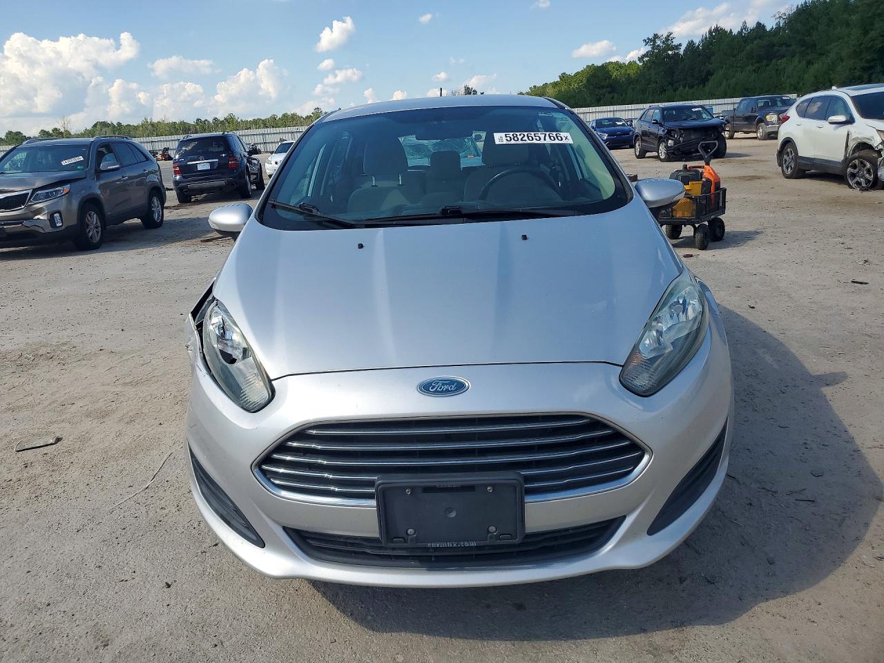 2014 Ford Fiesta Se Silver vin: 3FADP4EJ3EM165265